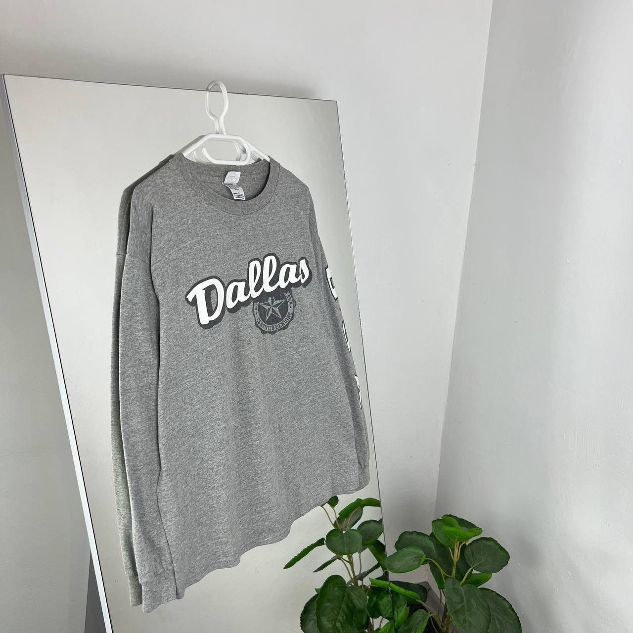 Vintage Vintage Y2K Dallas USA Jersey Long Sleeve Size US L / EU 52-54 / 3 - 1 Thumbnail