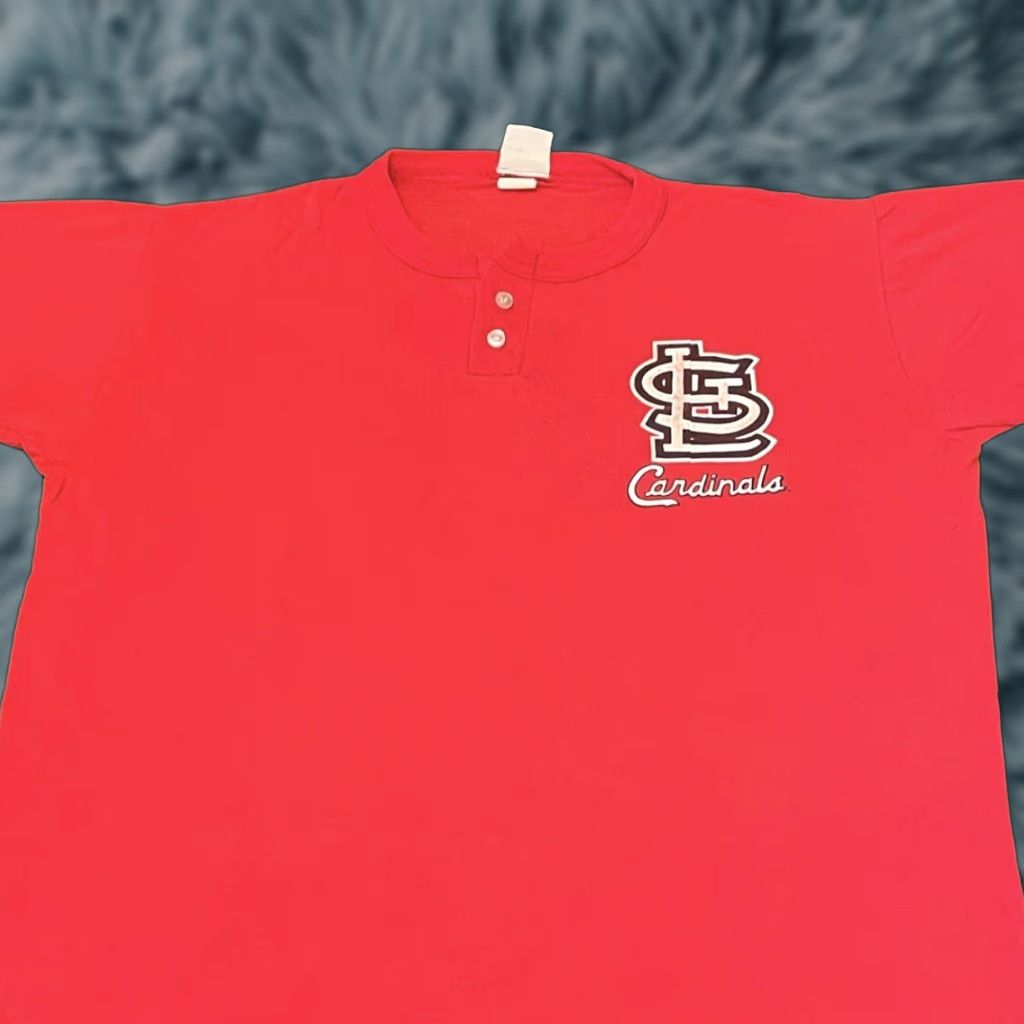 MLB VINTAGE 80s 90s St Louis Cardinals MLB Baseball Logo Shirt Mens Size XL Red 90s Logo Shirt Mens L Baseball Team Cardinals Men Shirts Size US L / EU 52-54 / 3 - 1 Thumbnail