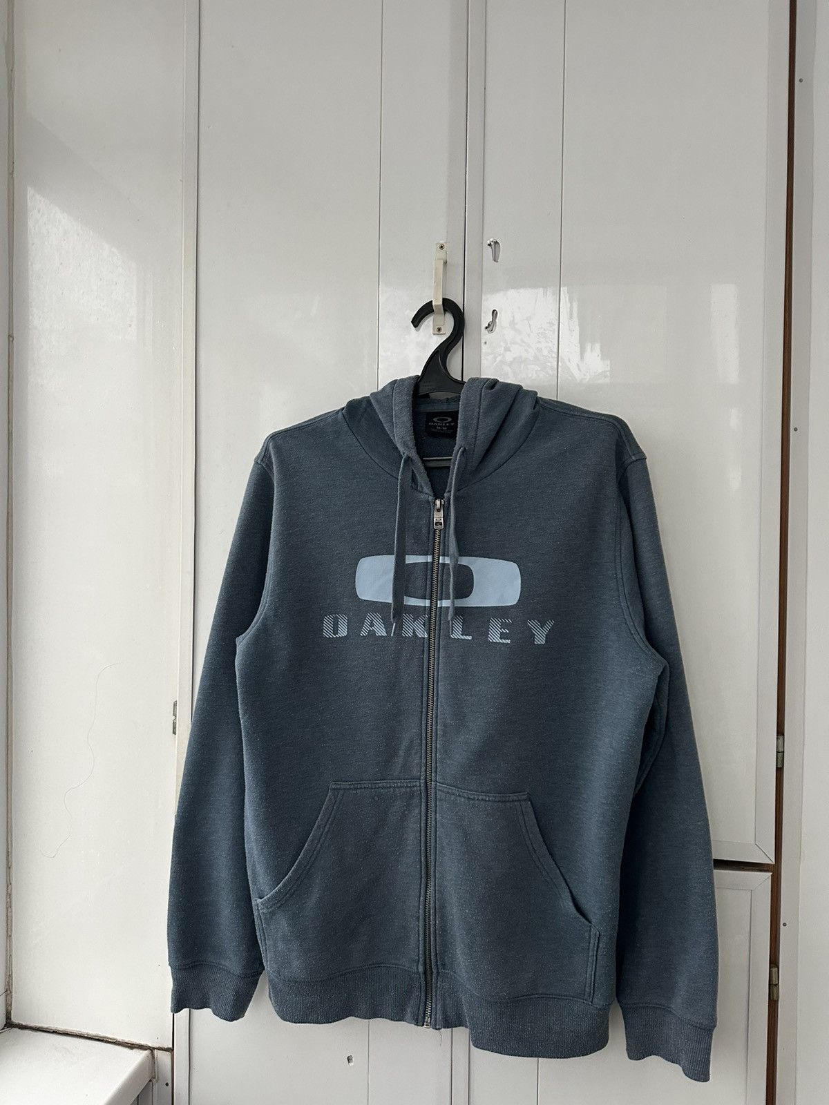 Oakley Vintage Oakley Zip Hoodie Centre Logo Size US M / EU 48-50 / 2 - 2 Thumbnail