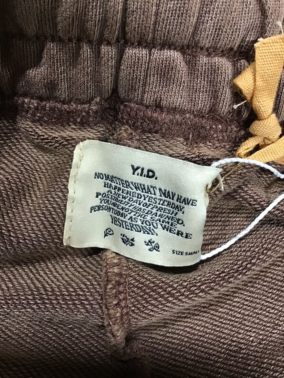 Other YESTERDAY IS DEAD MADE WITH CARE CORE SHORTS Size US 32 / EU 48 - 5 Thumbnail