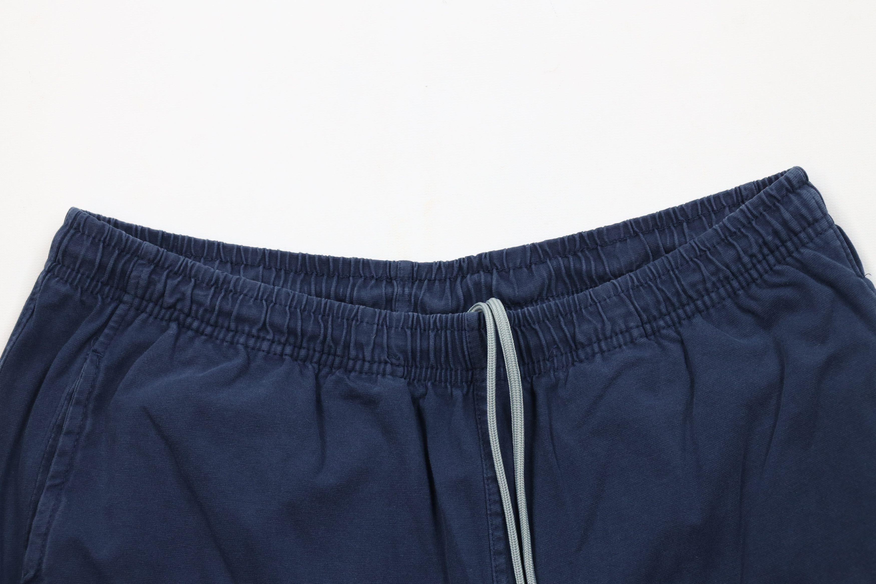 Reebok Vintage Reebok Faded Spell Out Above Knee Shorts Navy Blue Size US 32 / EU 48 - 2 Thumbnail