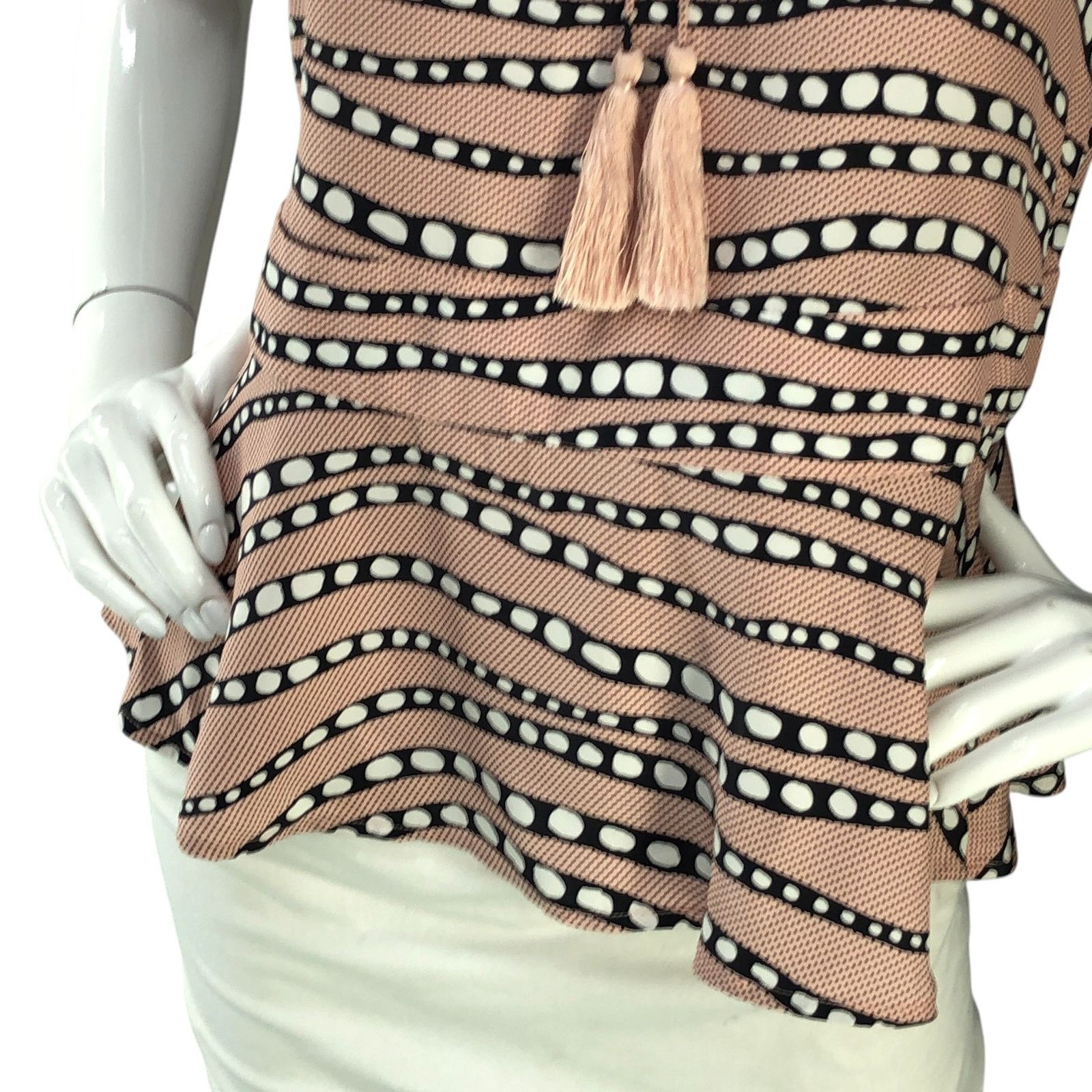 Marie Oliver Marie Oliver Size S Top Sleeveless Tassled Peplum Silk Pink Size S / US 4 / IT 40 - 3 Thumbnail