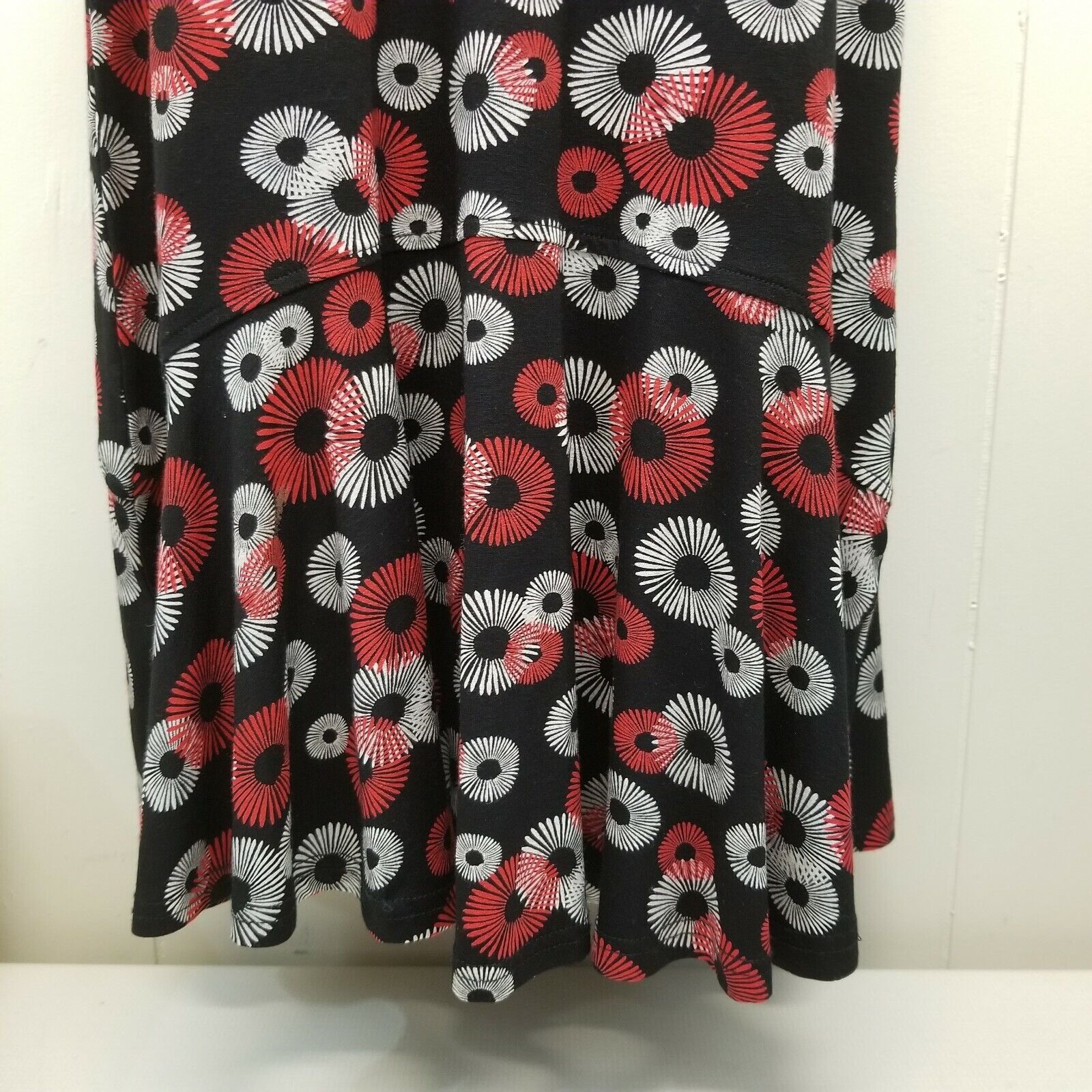 Vintage Hanna Andersson XS Dress Red Black Floral Ruffled Hem Maxi M Size XS / US 0-2 / IT 36-38 - 3 Thumbnail