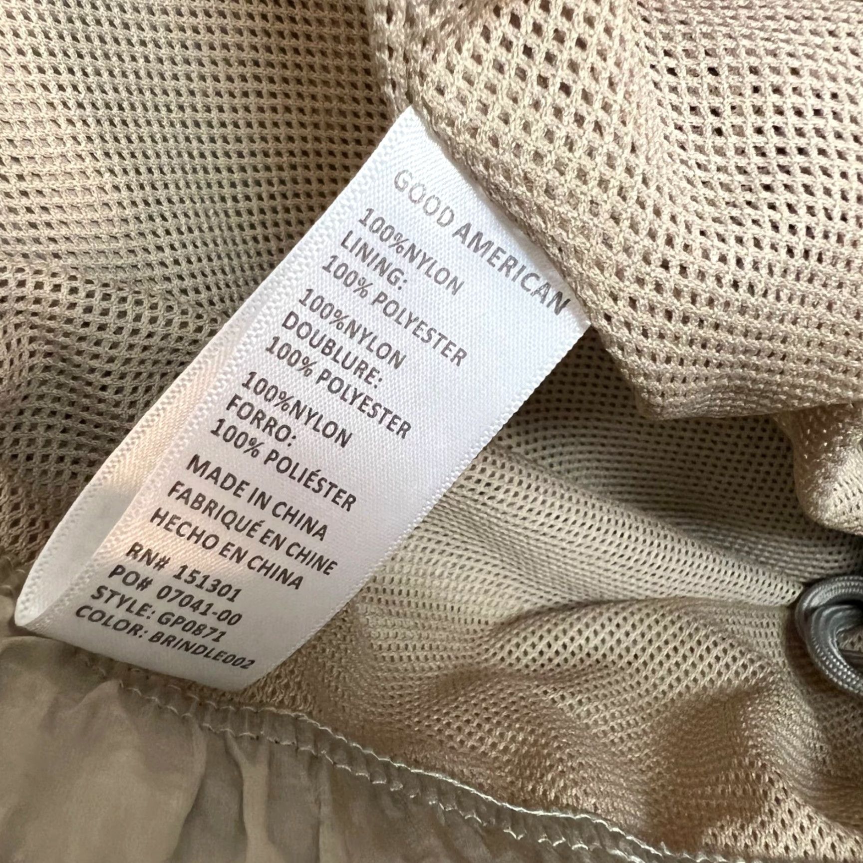Good American Good American Cargo Pants Women's 7 Beige Nylon Polyester Tapered Leg 29 In Inseam High Rise Adult Womens Cargo Style Size 28" / US 6 / IT 42 - 4 Thumbnail
