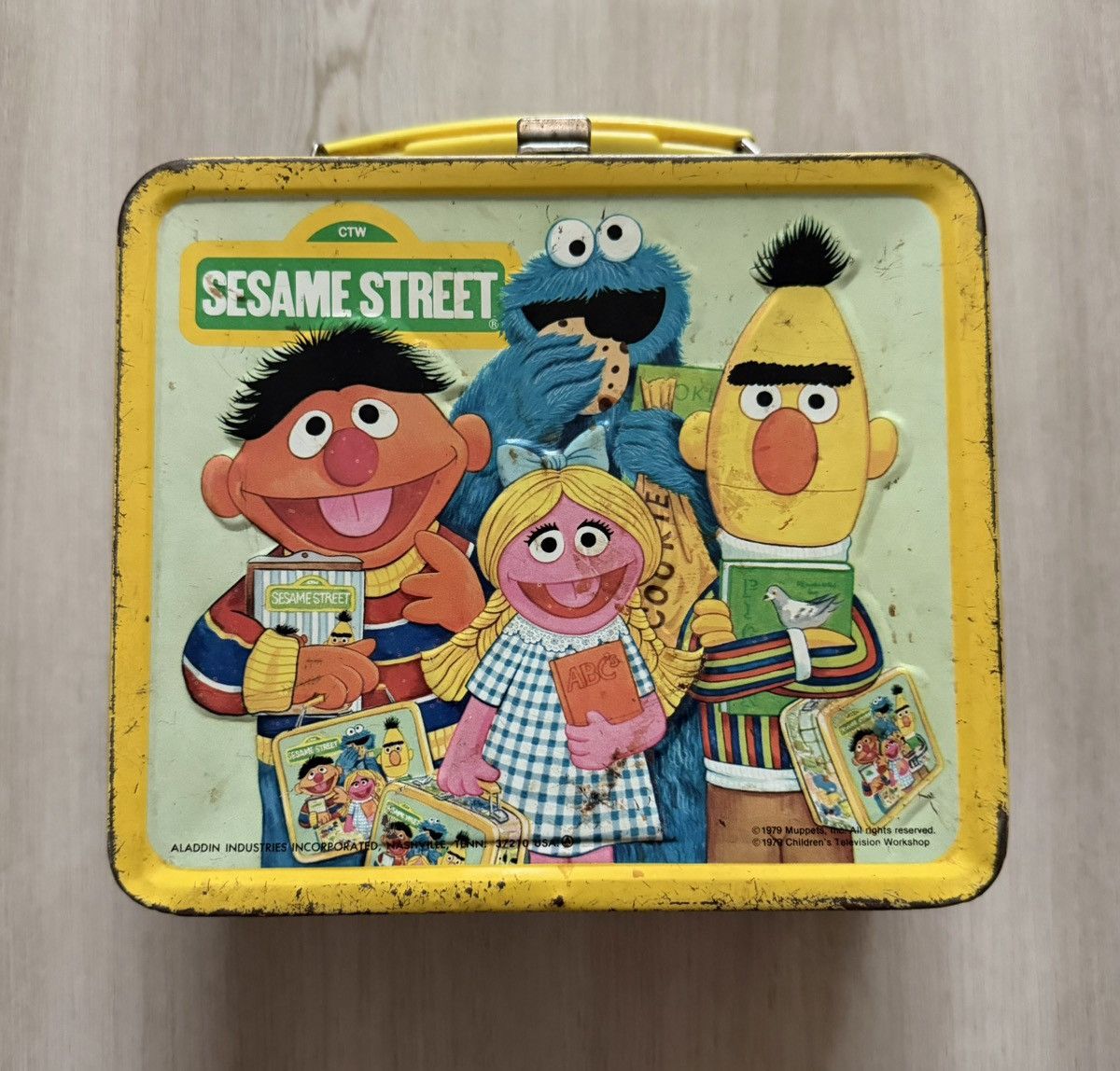 Vintage 1979 Sesame Street Aladdin Industries Metal Lunch Box Size ONE SIZE - 1 Thumbnail