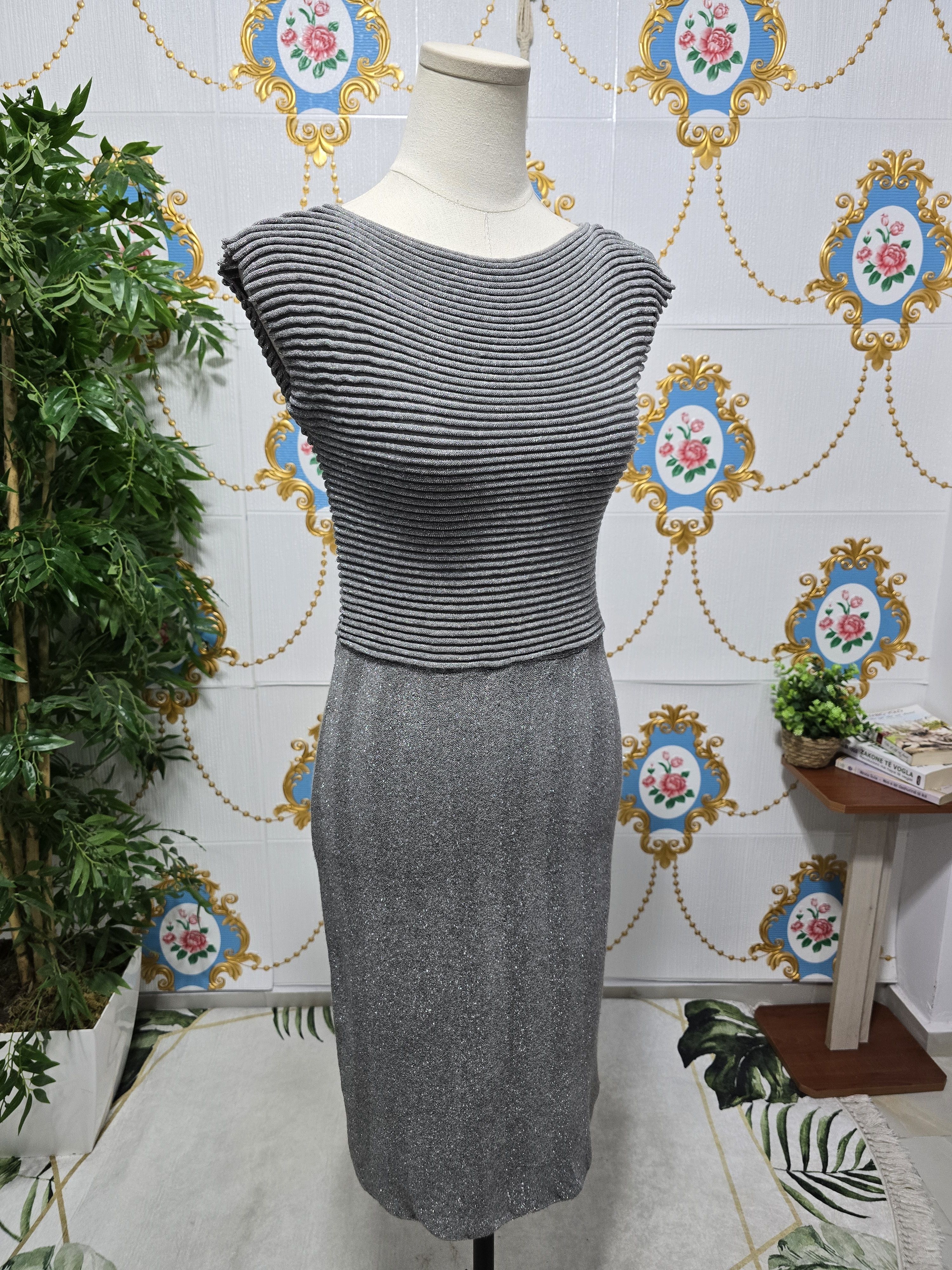 Iceberg ICEBERG dress women SMALL new !!! Beautiful in body Size S / US 4 / IT 40 - 6 Thumbnail