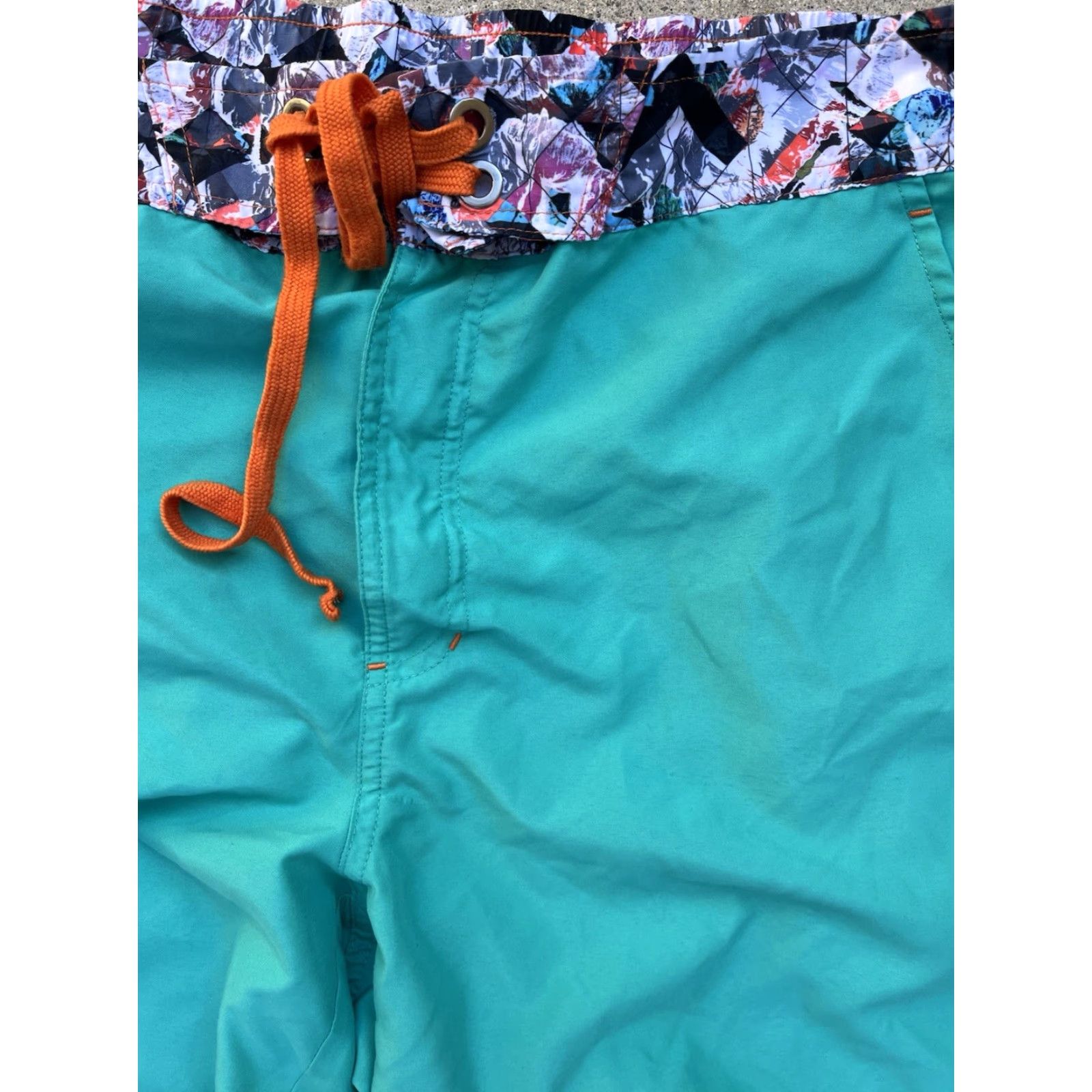 Robert Graham Robert Graham Board Shorts Men Green Teal Solid 36 Beach Surf Swim Short Below Knee 90s Beachwear Sun Swimwear Size US 36 / EU 52 - 2 Thumbnail