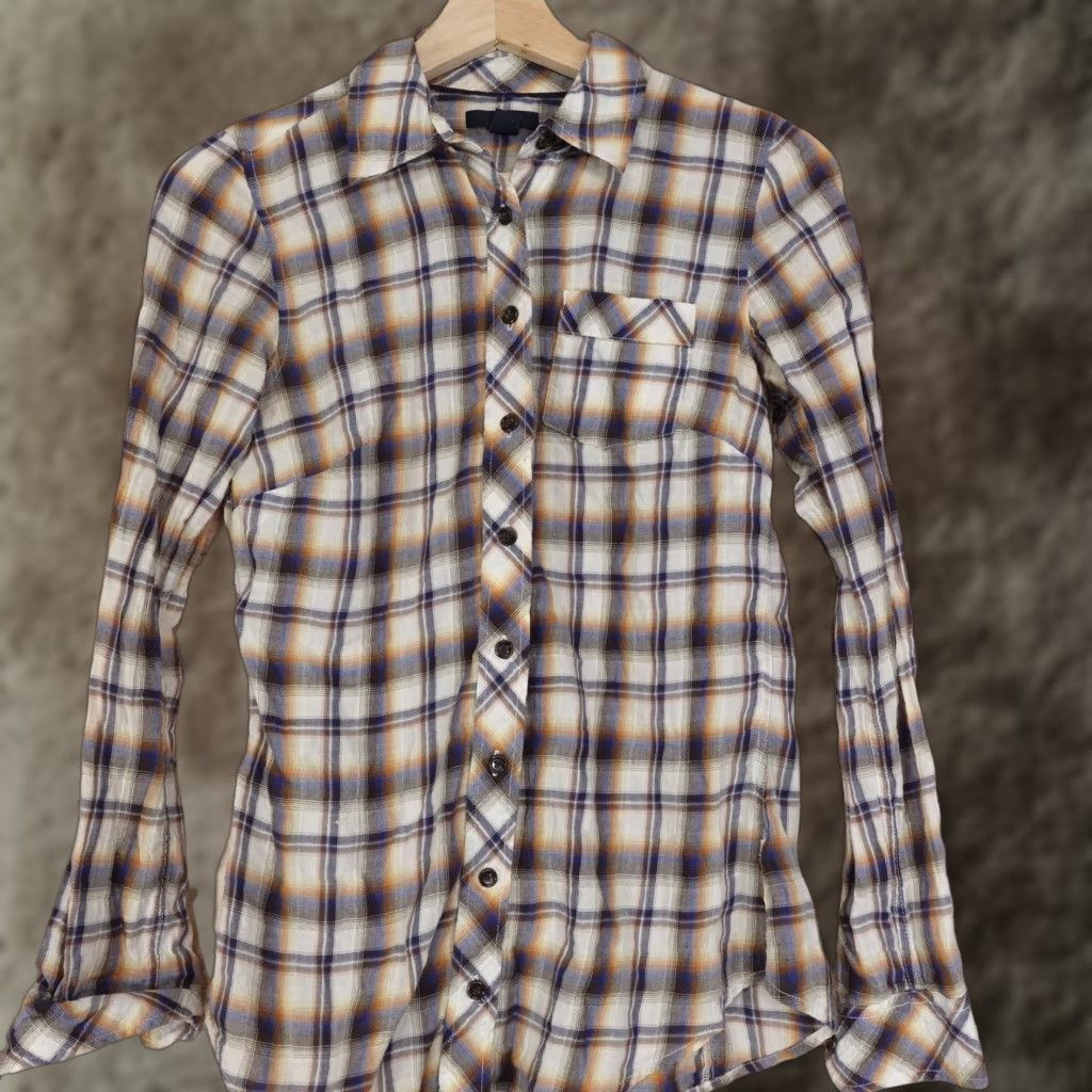 Gap GAP LONG SLEEVE PLAID BUTTON DOWN SHIRT WOMENS SIZE STRETCH S SMALL Size S / US 4 / IT 40 - 1 Thumbnail