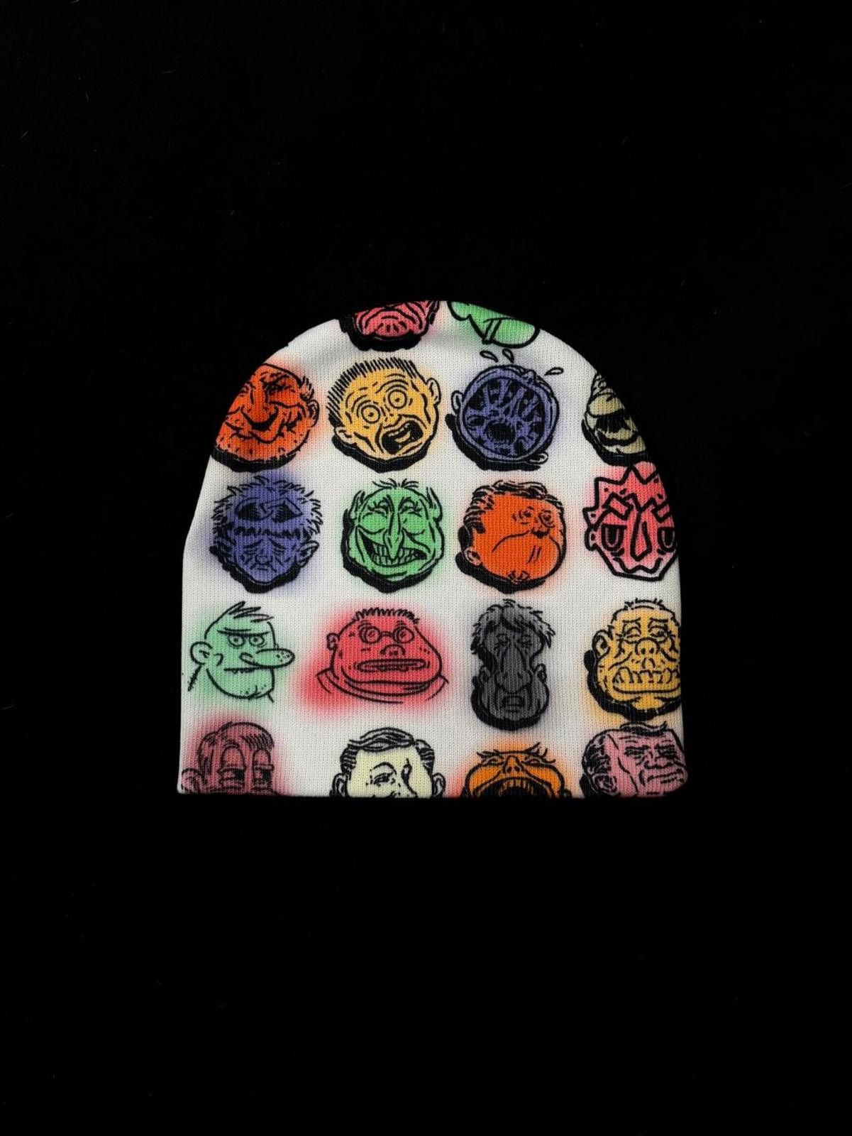 Japanese Brand Vintage-Inspired Graffiti Face Print No Cuff Knit Beanie Hat Size ONE SIZE - 7 Thumbnail