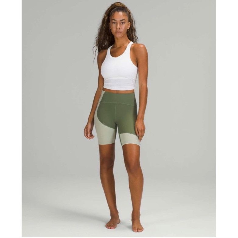 Lululemon Lululemon Nulu Colour Block High-Rise Short 8" Size 6 Green Size 28" / US 6 / IT 42 - 8 Thumbnail