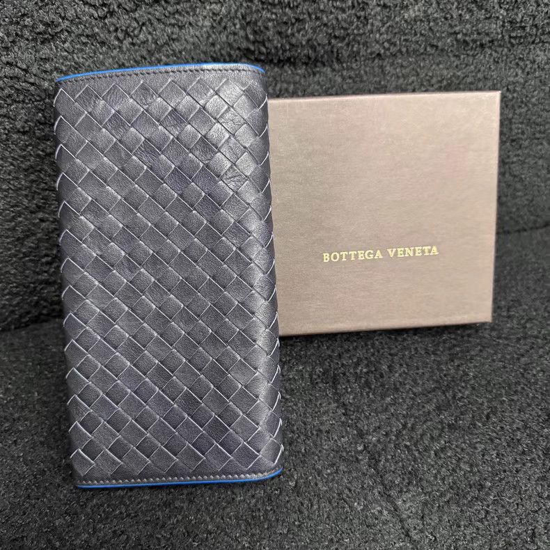Bottega Veneta BV Classic Two-Tone Blue Woven Wallet Q10 Size ONE SIZE - 1 Thumbnail