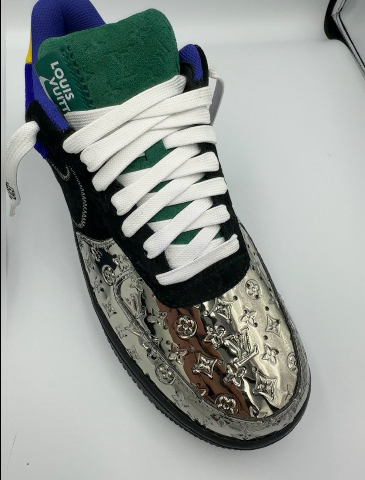 Louis Vuitton Louis Vuitton x Nike Air Force Size US 8 / EU 41 - 4 Thumbnail