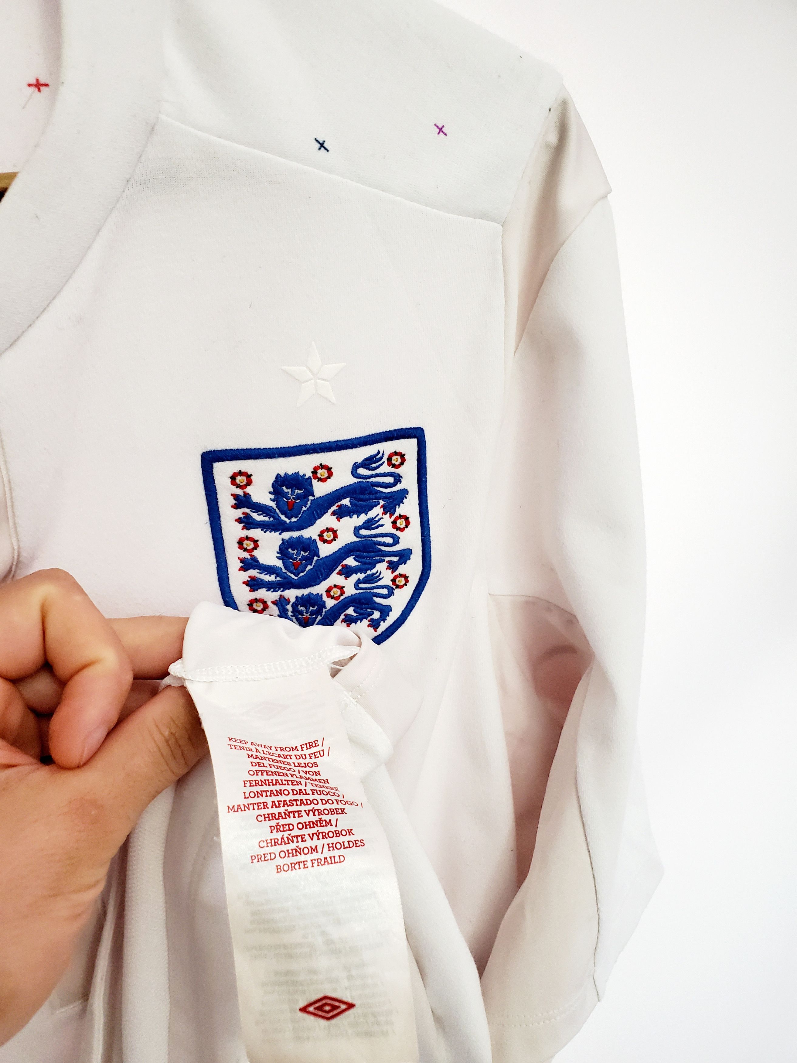 Umbro × Vintage England 2011 2012 Umbro home football soccer jersey Size M Size US M / EU 48-50 / 2 - 4 Thumbnail