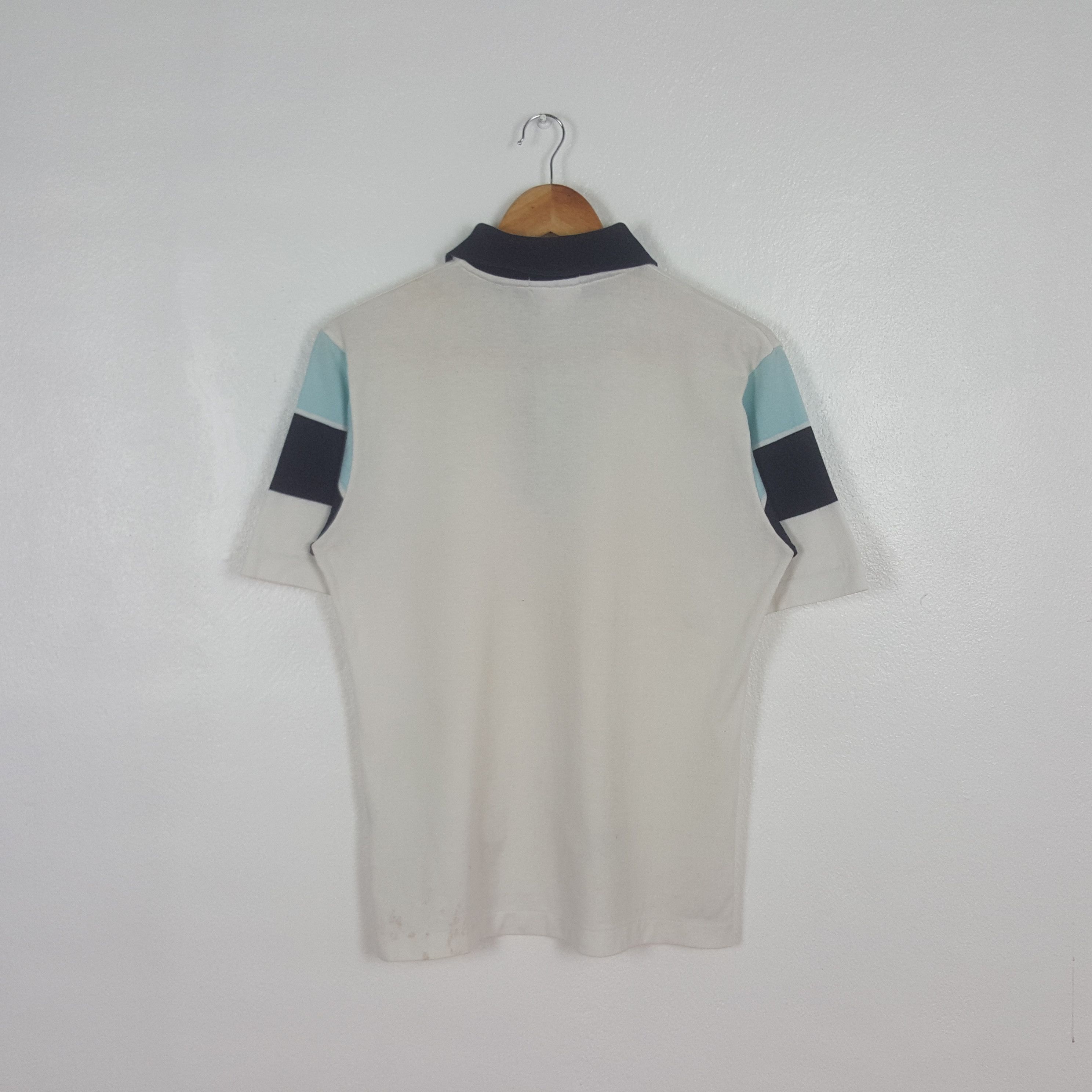 Fred Perry Vintage Fred Perry Small Logo Polos C319N11 Size US M / EU 48-50 / 2 - 3 Thumbnail
