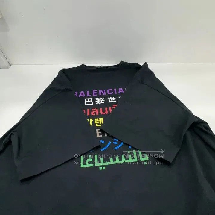 Balenciaga Balenciaga Multilingual Print Short Sleeve T. Size US XXL / EU 58 / 5 - 8 Thumbnail