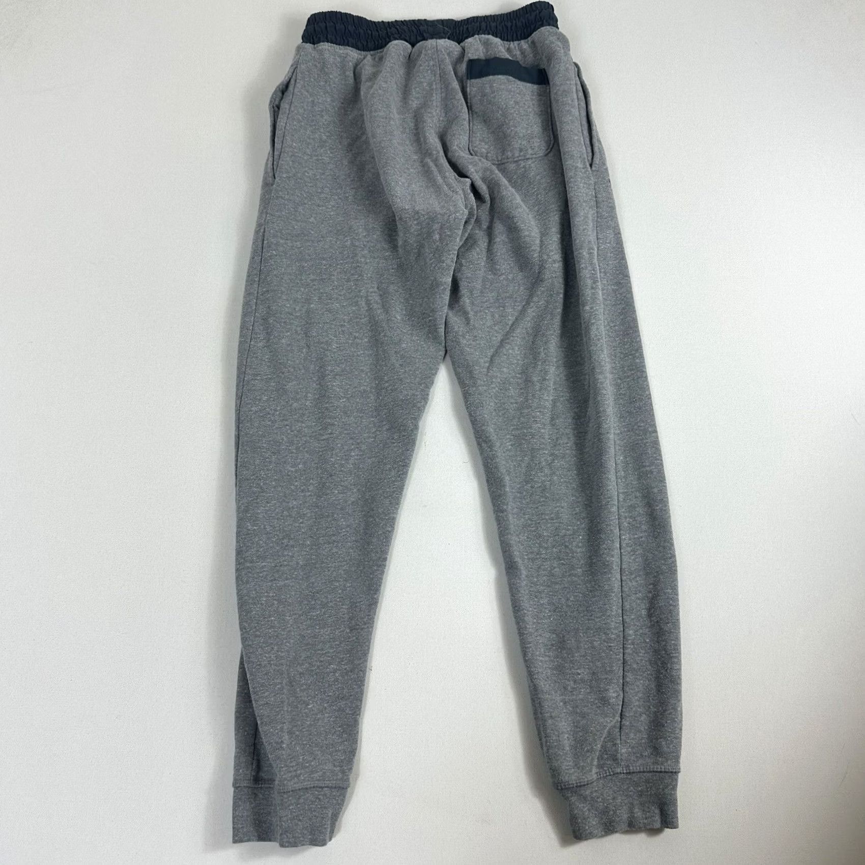 Under Armour Under Armour Rival Fleece Joggers Gray Mens Small Active Sweatpants Athletic Tapered PocketsElastic Waist Gym & Training Running & Jogging Pants Size US 29 - 2 Thumbnail