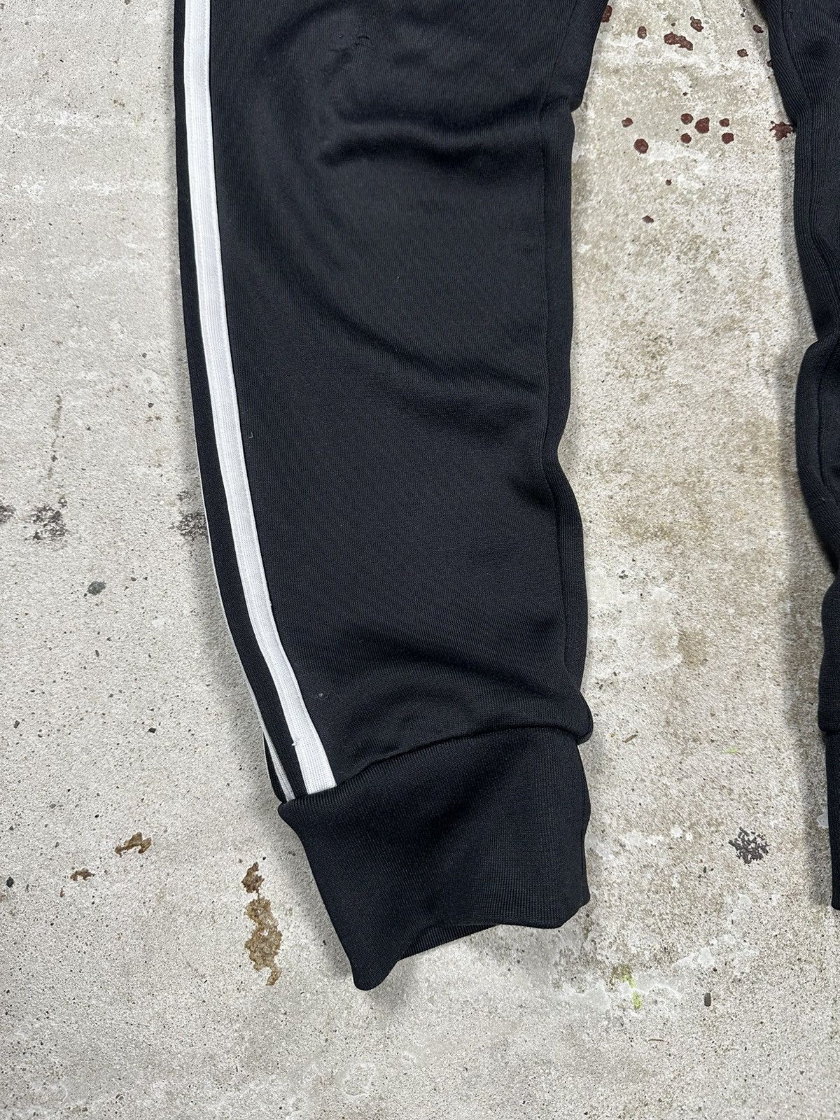 Adidas × Vintage Adidas x Bayern Munich Black Track Pants Vintage Y2K Size US 30 / EU 46 - 3 Thumbnail