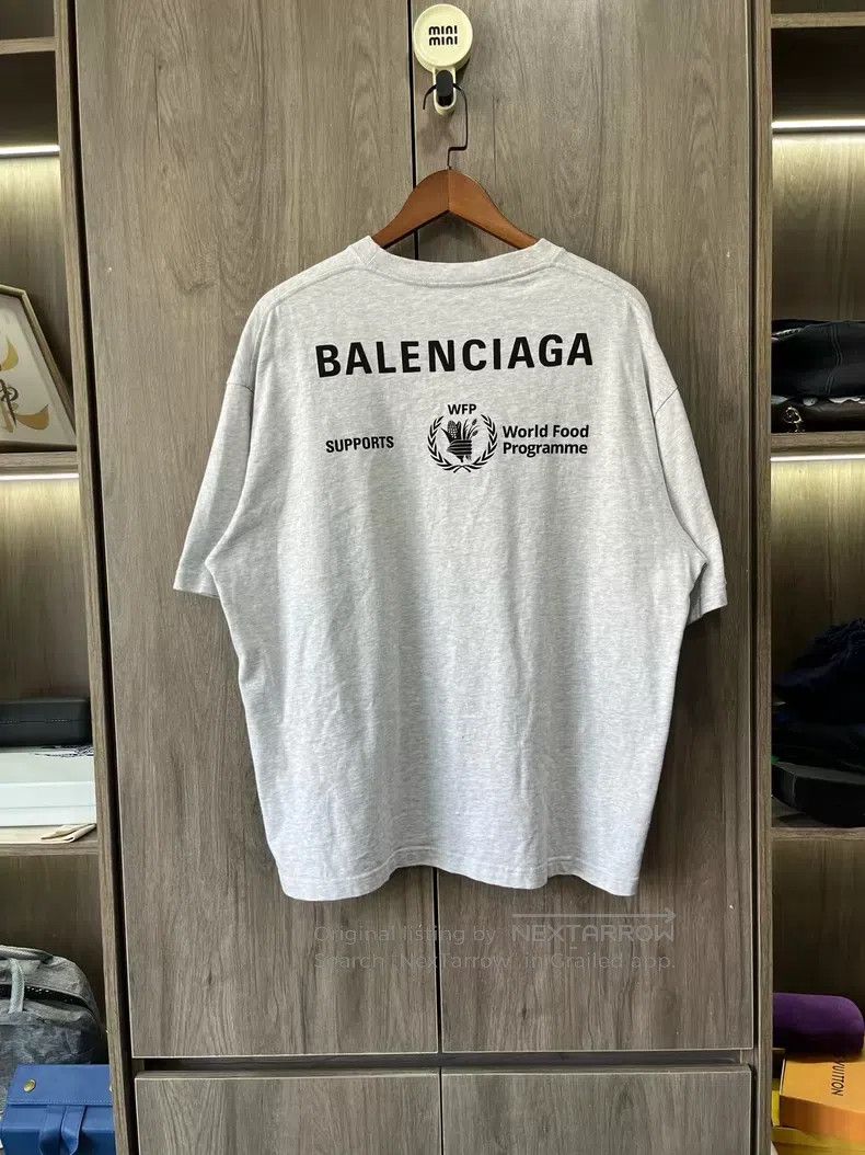 Balenciaga Balenciaga Food Grey Short Sleeve Size US L / EU 52-54 / 3 - 2 Thumbnail