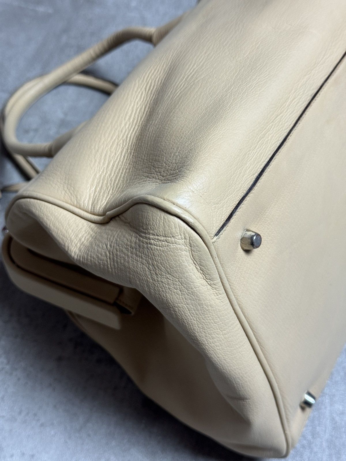 Prada Prada Vintage Beige Doctor Style Bag Size ONE SIZE - 14 Thumbnail