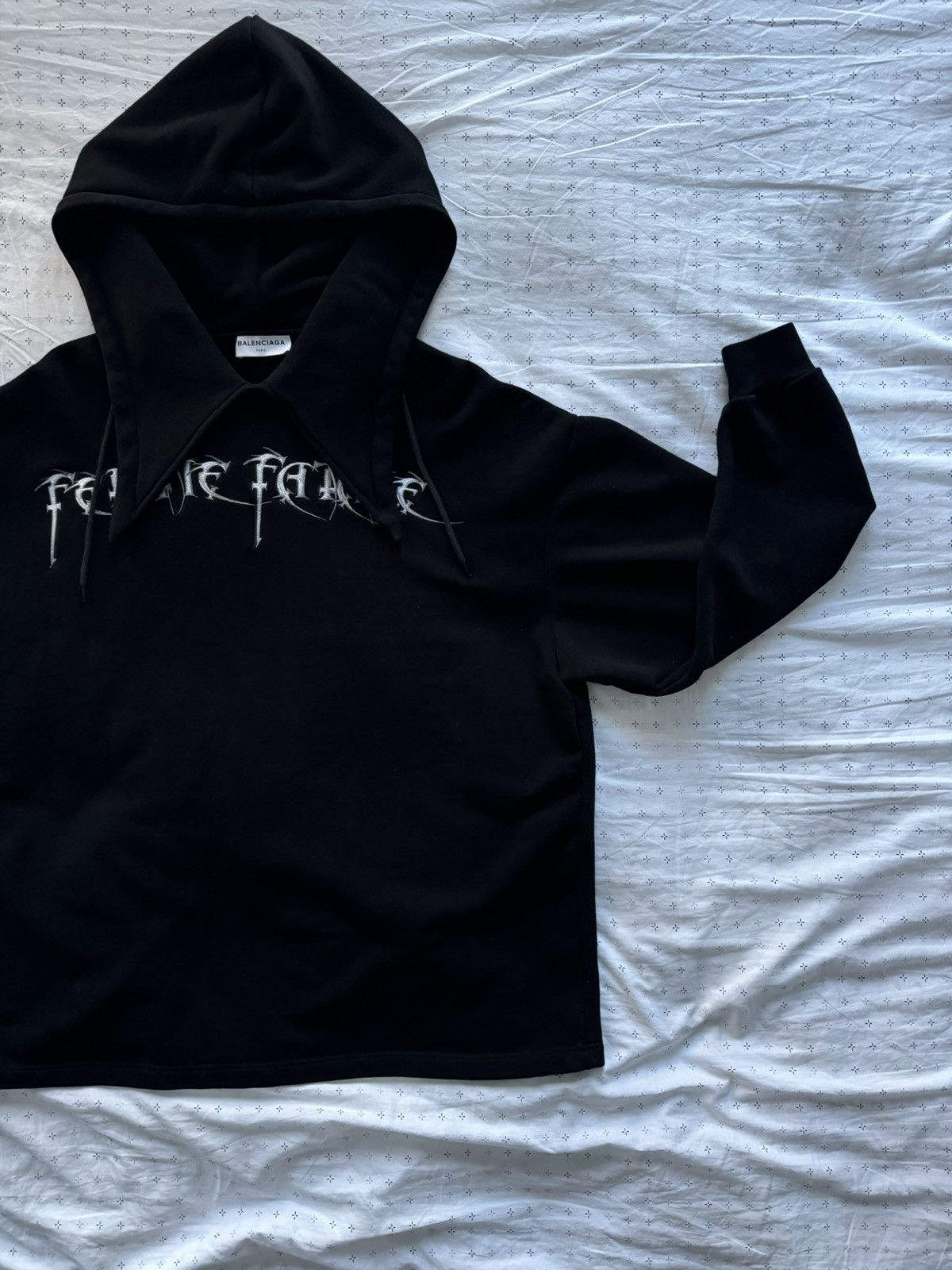Balenciaga Balenciaga “Femme Fatale” Hoodie Size US M / EU 48-50 / 2 - 5 Thumbnail