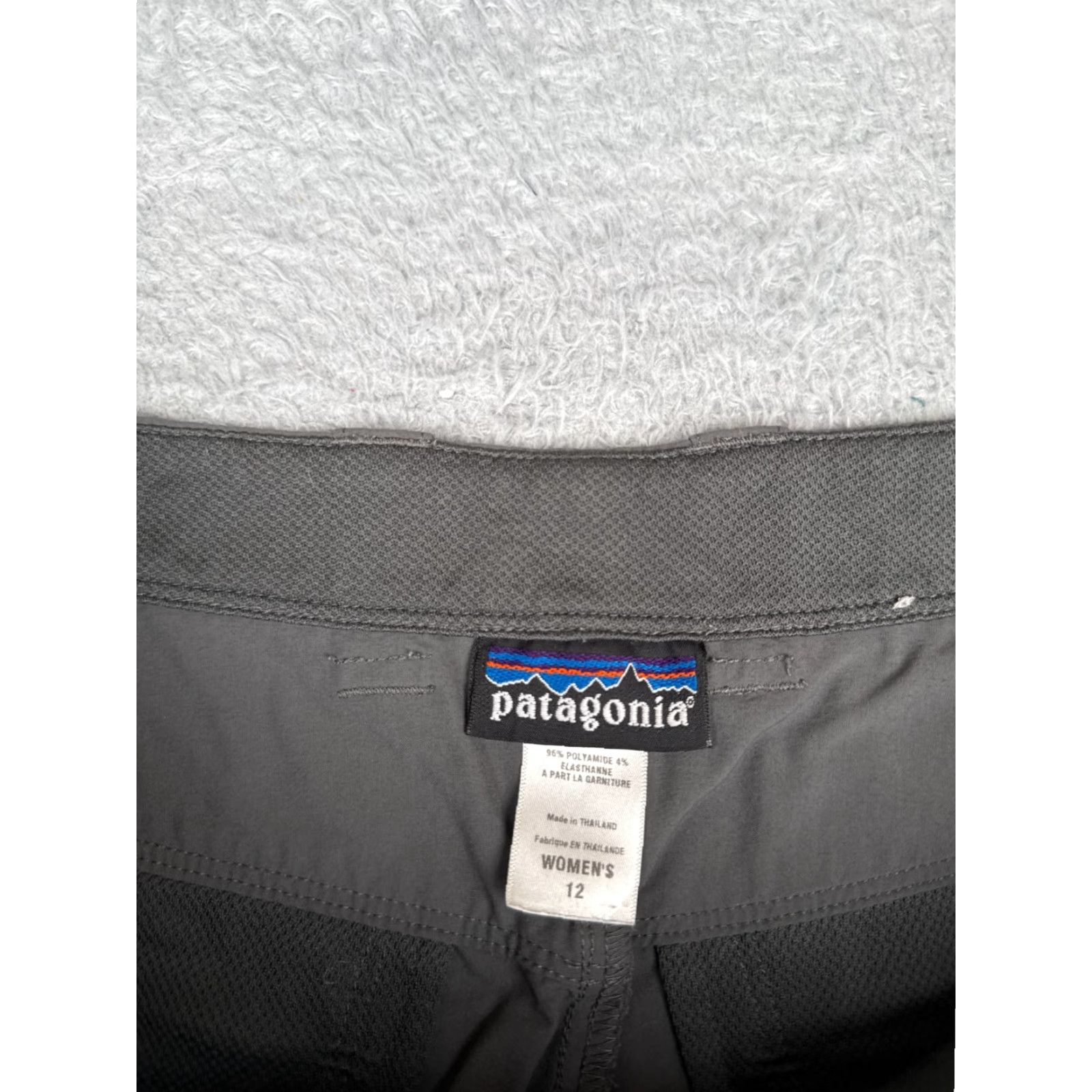 Patagonia Patagonia Shorts Womens 12 Gray Rock Guide Shorts Nylon Blend Cargo Hike 34x9 Size 34" / US 12 / IT 48 - 7 Thumbnail