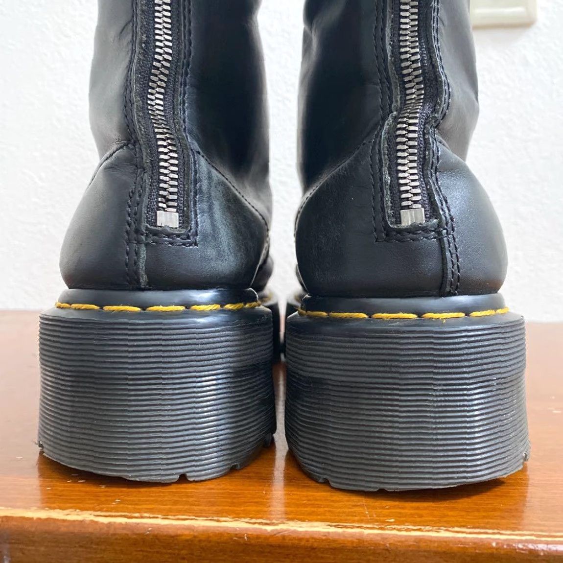 Dr. Martens Y's x Dr.Martens 10EYE QUAD leather boots US9 Womens Boots Black Leather 10EYE QUAD Yohji Yamamoto Size US 9 / IT 39 - 6 Thumbnail