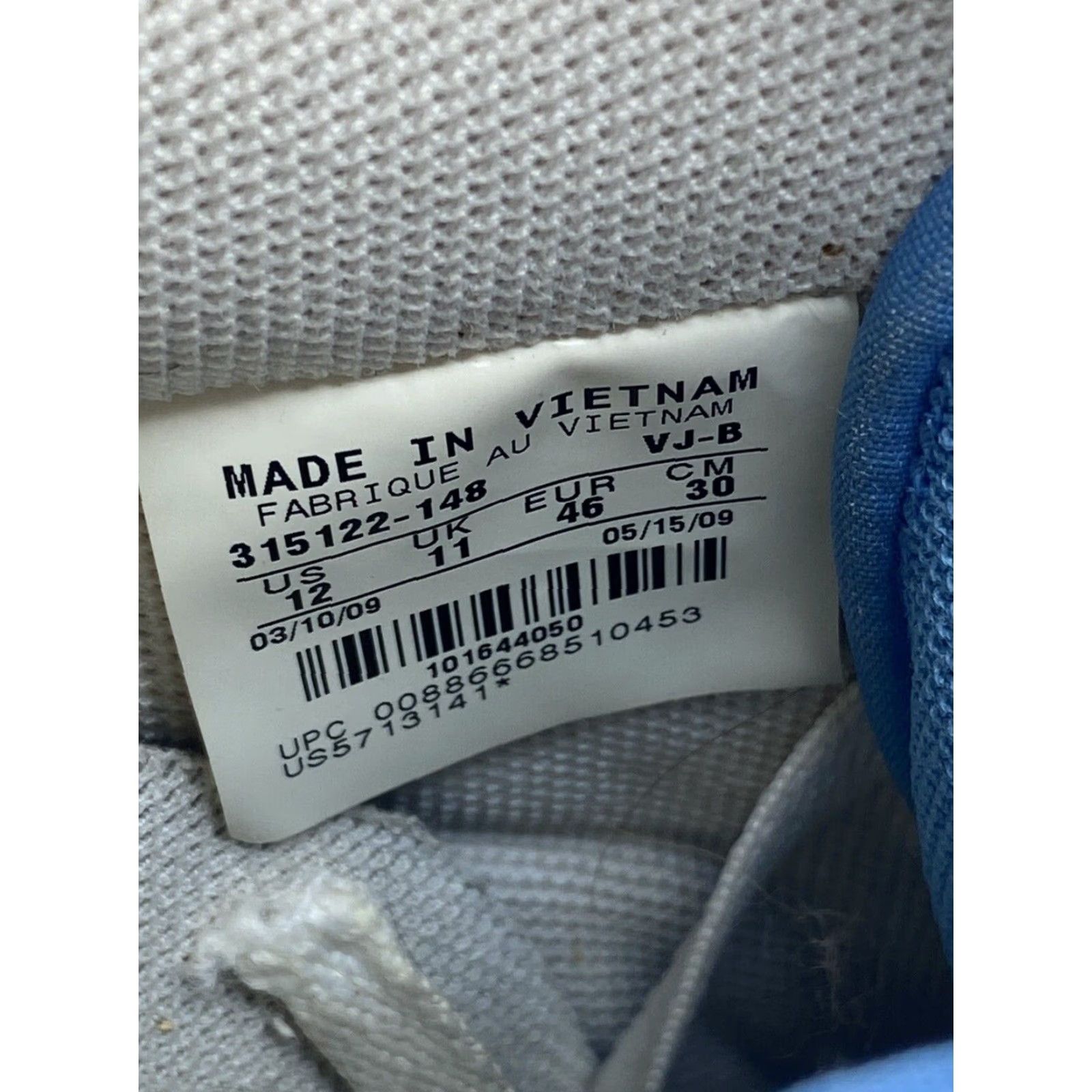 Nike VINTAGE NIKE AIR FORCE 1 SHOE UNC TAR HEEL UNIVERSITY BLUE WHITE MENS SZ 12 Size US 12 / EU 45 - 6 Thumbnail