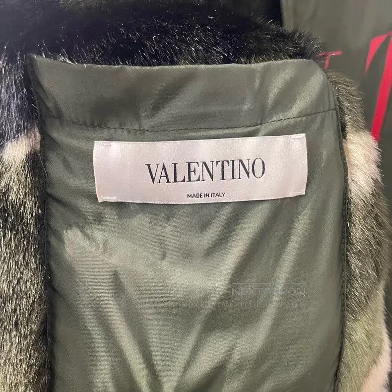 Valentino Valentino Fur one-piece jacket Size US M / EU 48-50 / 2 - 4 Thumbnail