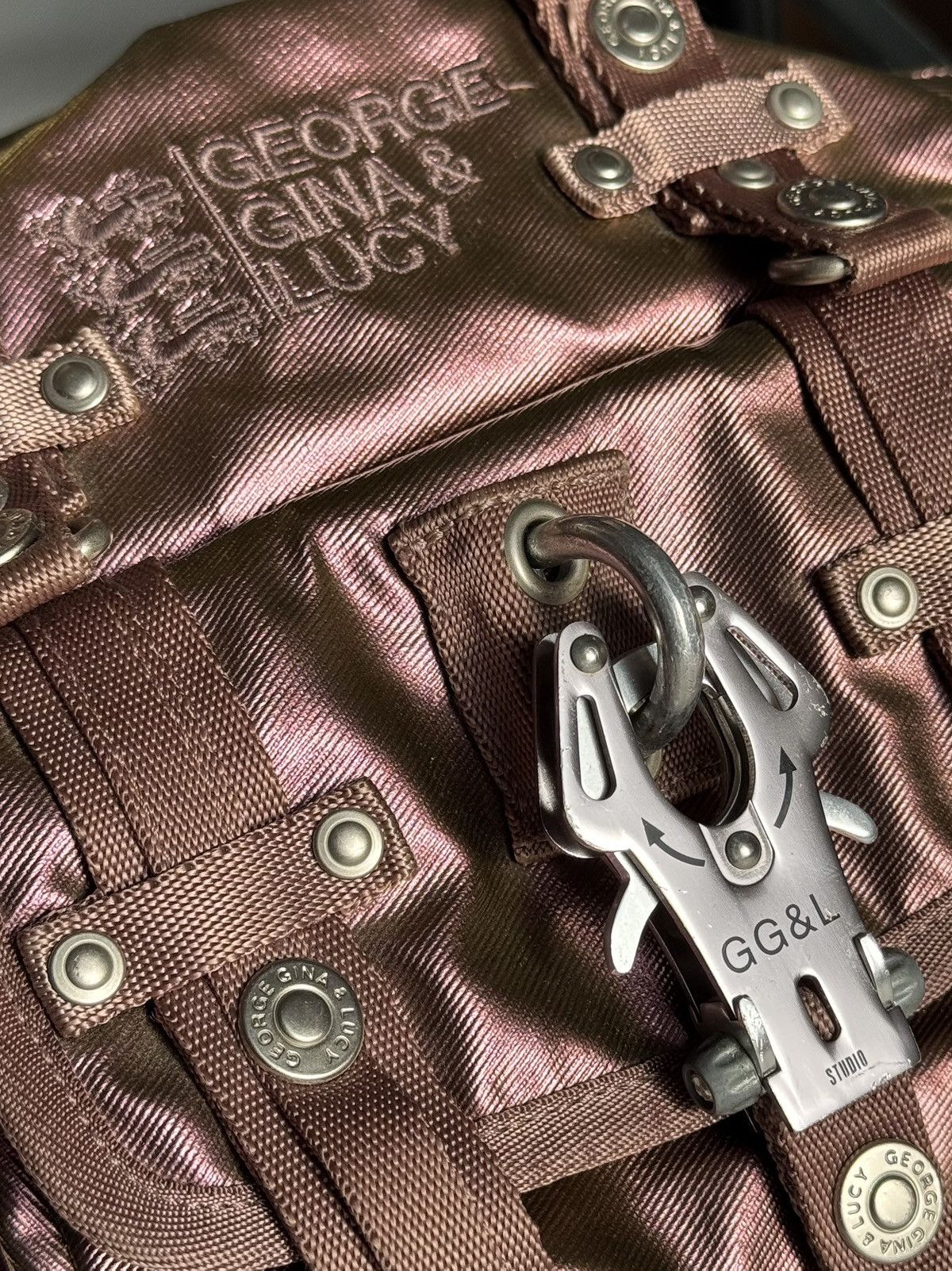 George Gina & Lucy Very Rare George Gina & lucy Chameleon Bag Crossbody Handbag Size ONE SIZE - 7 Thumbnail