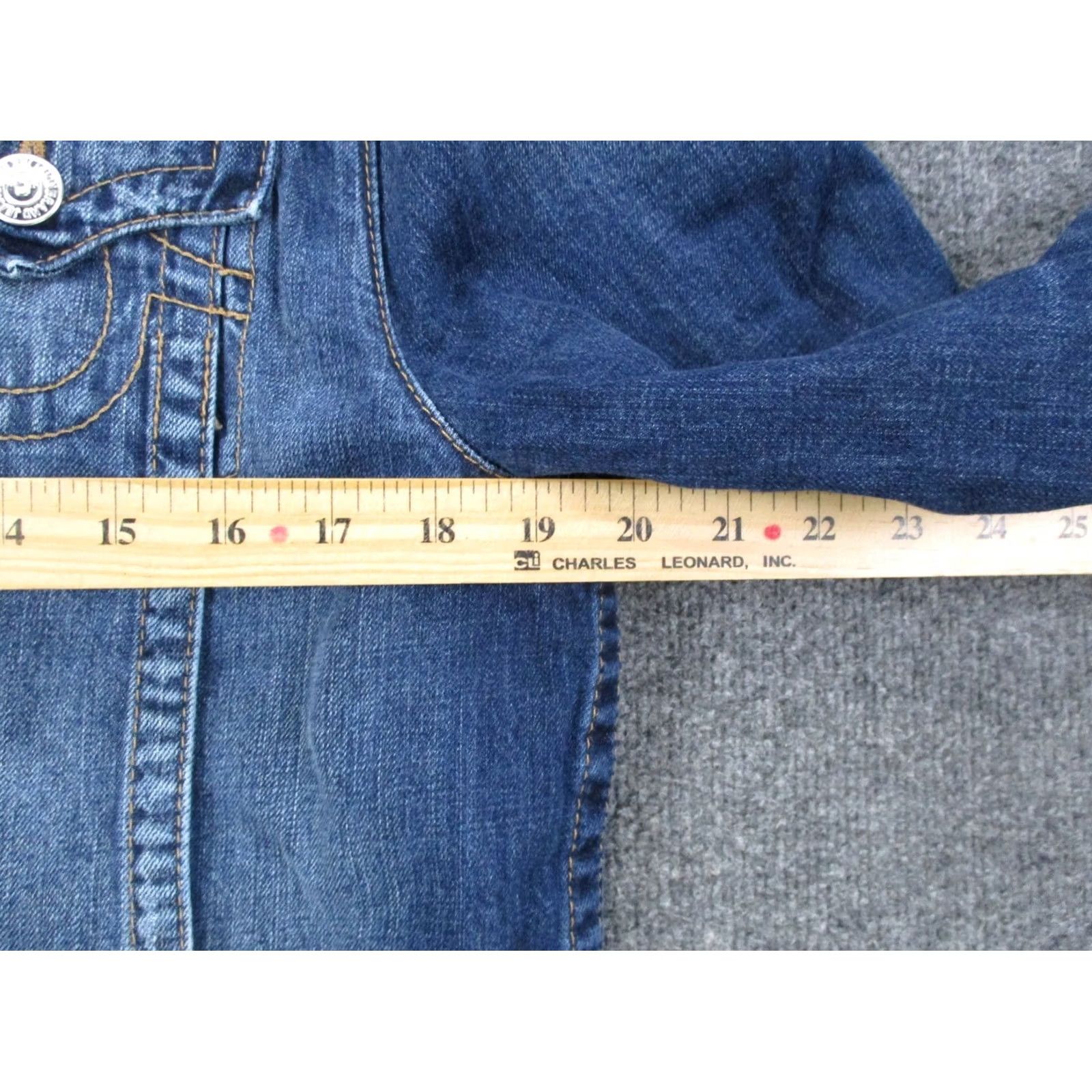True Religion True Religion Jacket Womens L Blue Jean Denim Sherpa Trucker Lined Heavy Size 36" / US 14 / IT 50 - 5 Thumbnail