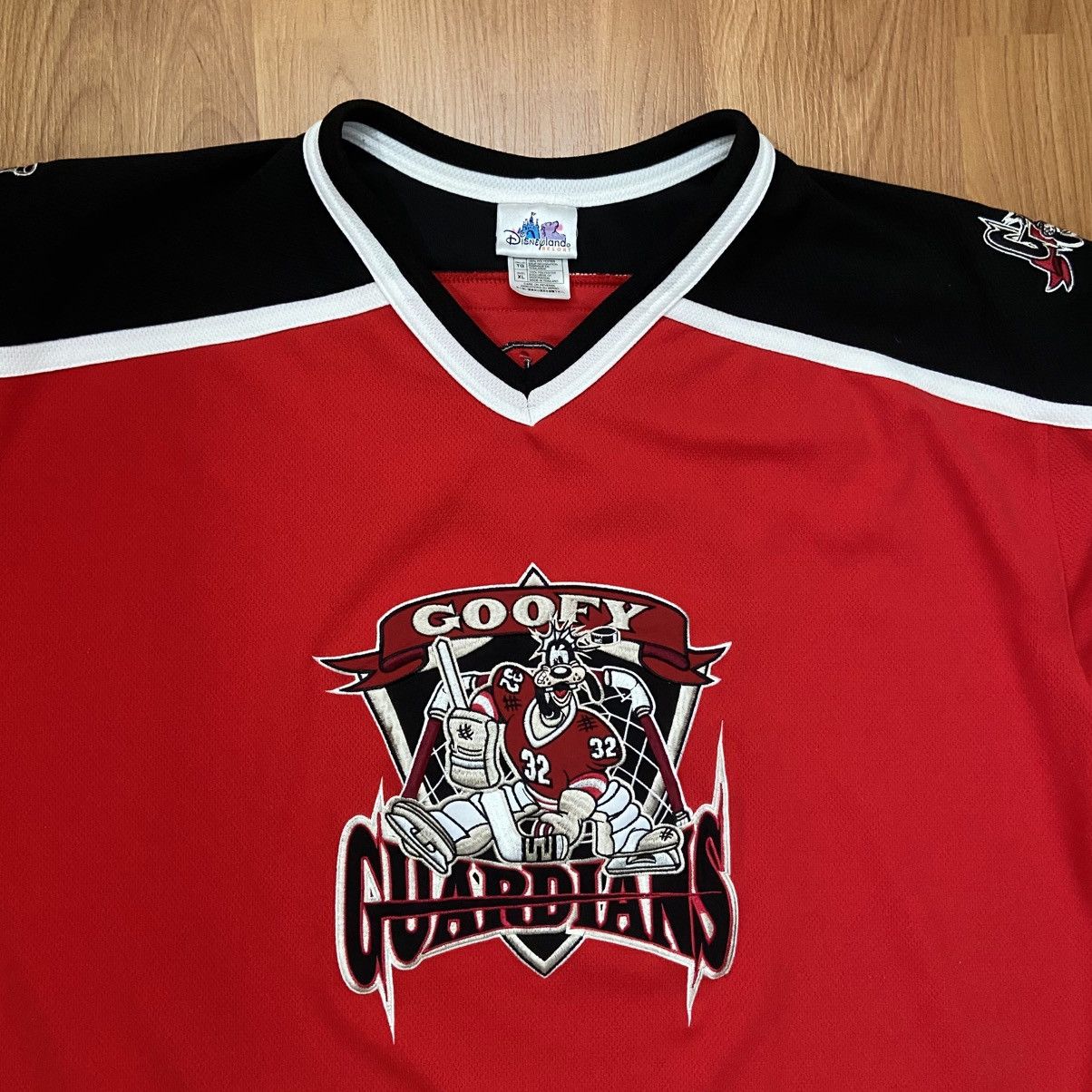Disney Disney Goofy Guardians #32 Vintage Hockey Jersey Men’s XL Size US XL / EU 56 / 4 - 4 Thumbnail
