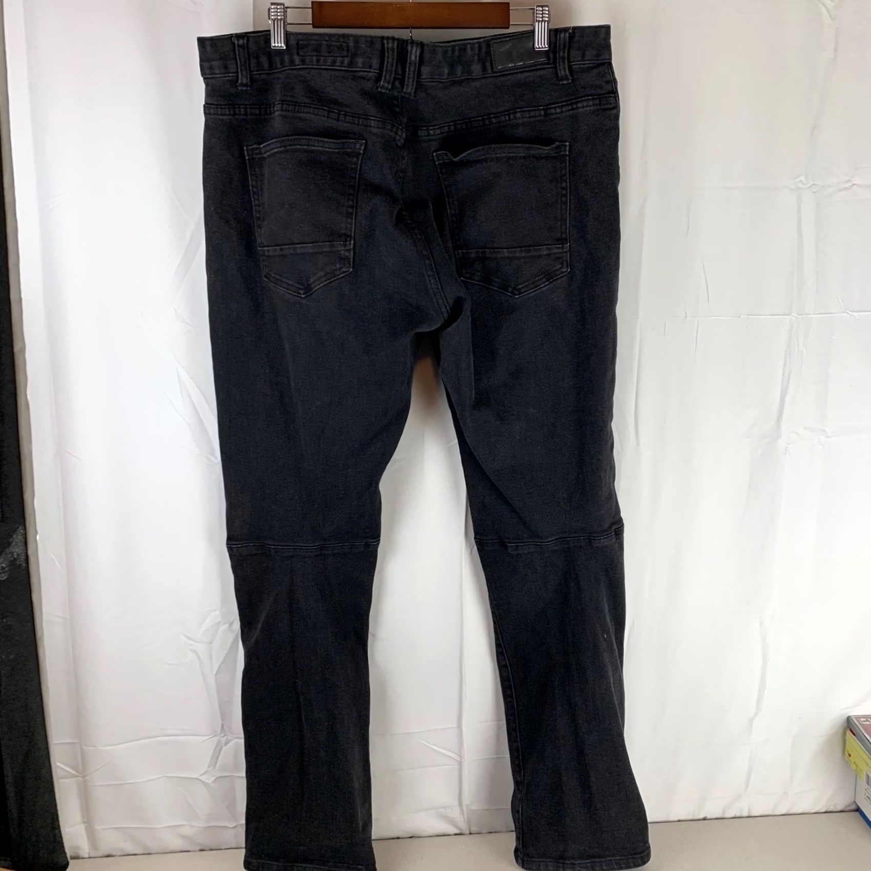 Vintage Smoke Rise Jeans Men 40x34 Black Straight Leg Stretch Knee Seams - Urban Streetwear Size US 40 / EU 56 - 5 Thumbnail
