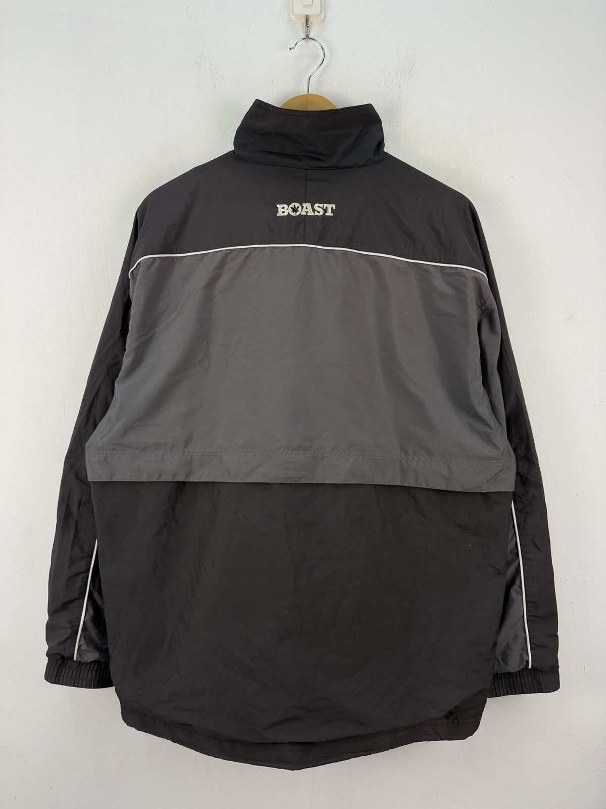 Boast × Vintage Vintage Boast Windbreaker Jacket Sunfaded Size US L / EU 52-54 / 3 - 2 Thumbnail
