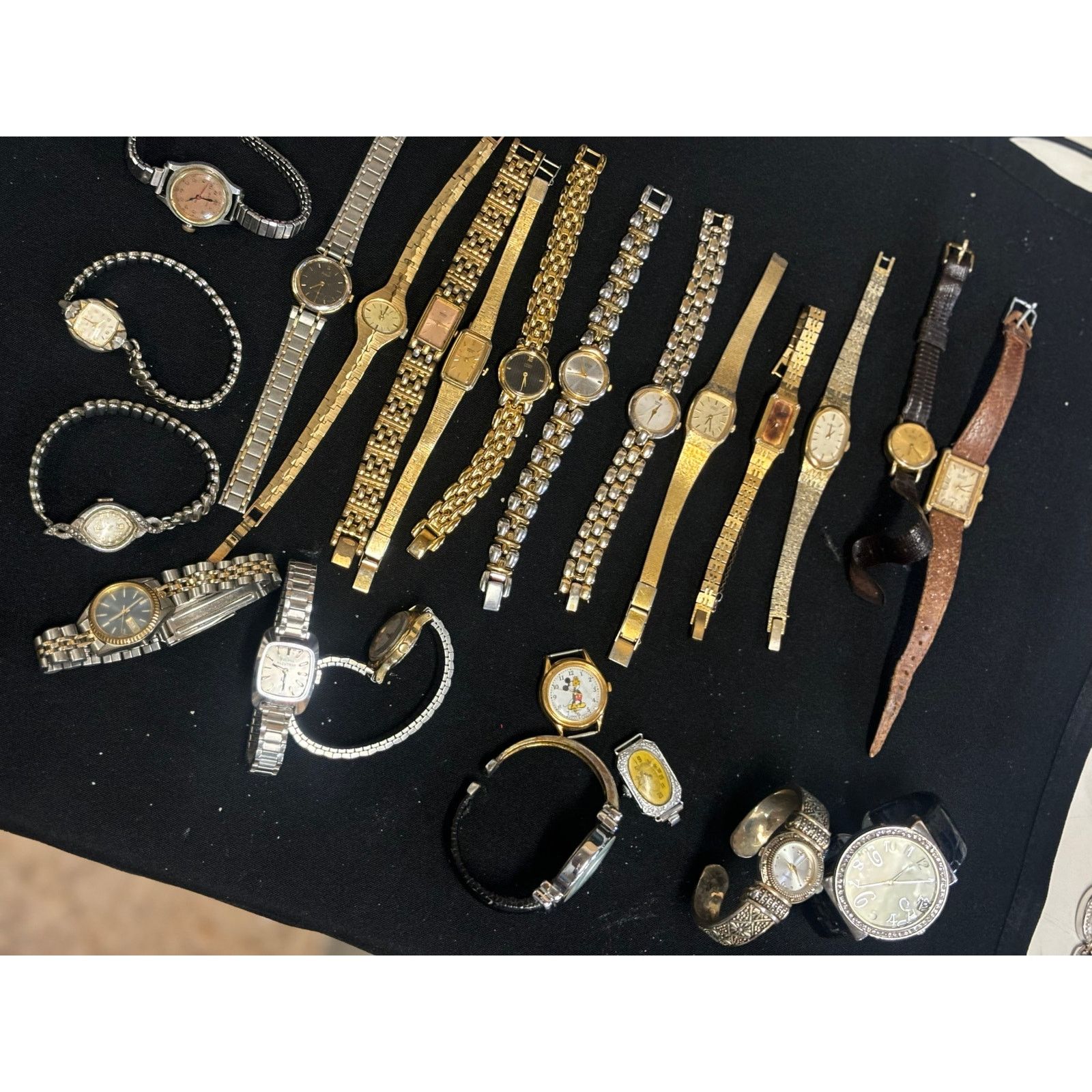 23 Women’s Watches! Seiko CitizensPulsar ect. Parts/Repair