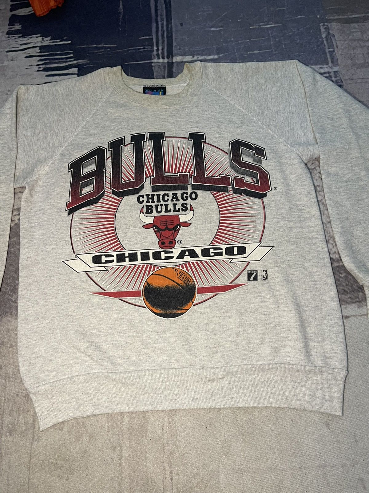 Logo 7 90s CHICAGO BULLS LOGO 7 BIG LOGO CREWNECK Size US L / EU 52-54 / 3 - 6 Thumbnail