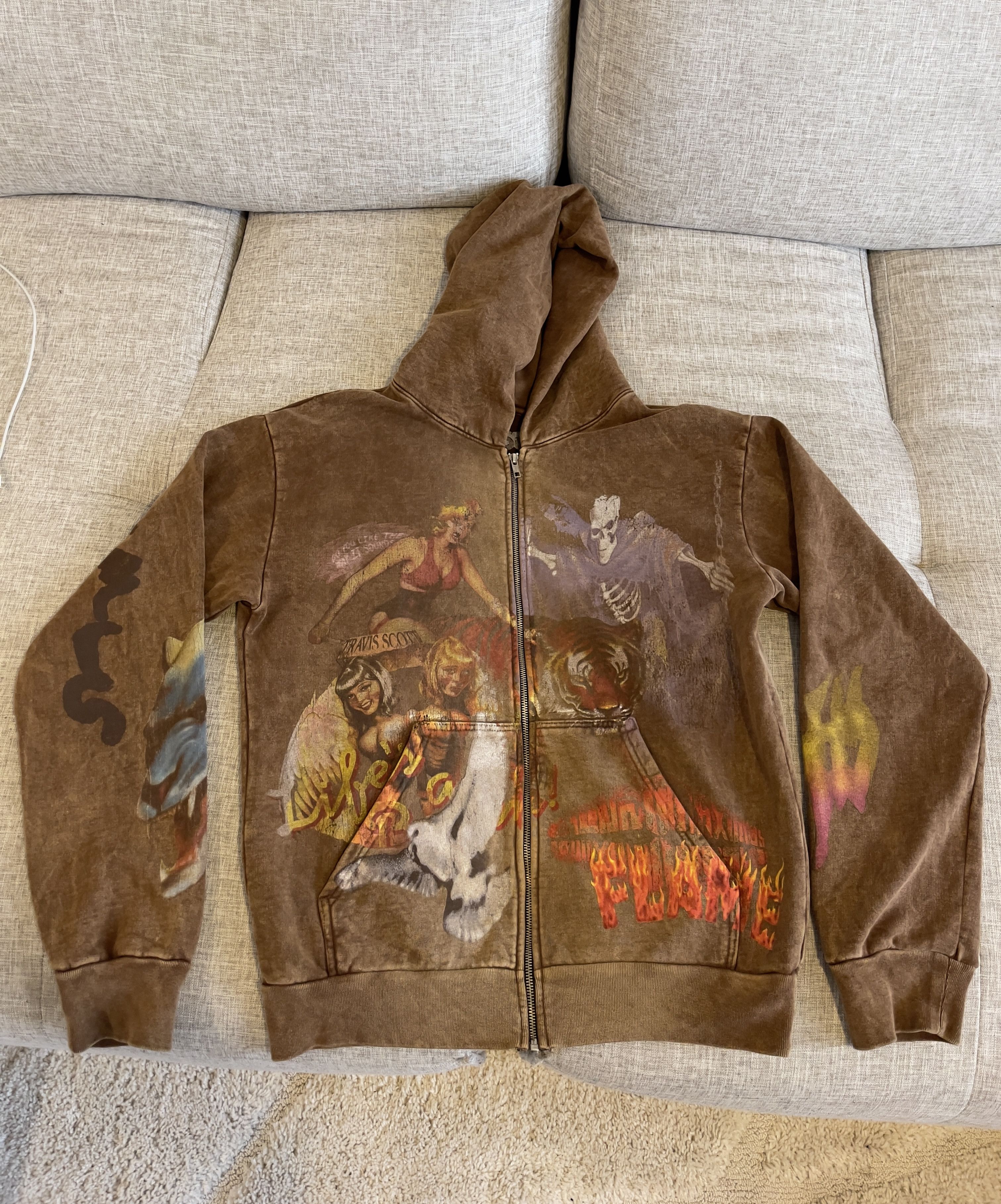 2023 Circus Maximus Utopia Tour Merch Hoodie