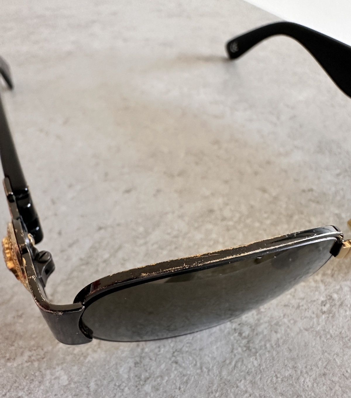 Versace Gianni Versace S70 91M Medusa Sunglasses (Vintage 1990s) Size ONE SIZE - 16 Thumbnail