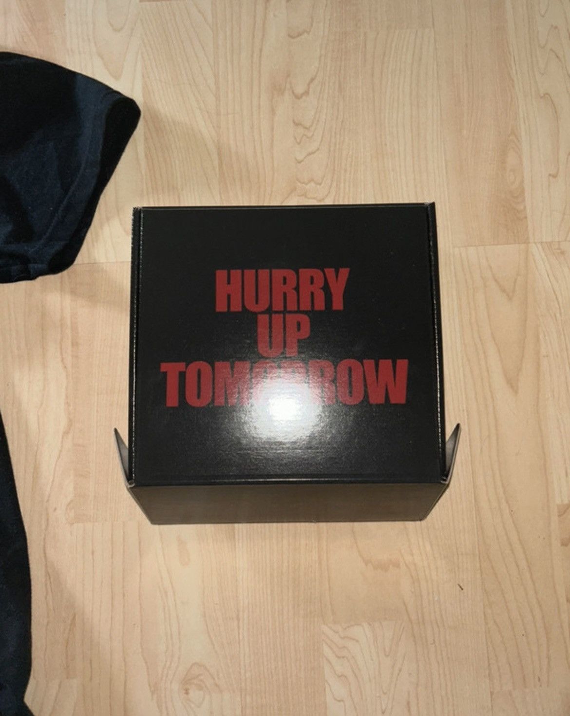Playboi Carti × The Weeknd Hurry up tomorrow merch Size US M / EU 48-50 / 2 - 5 Thumbnail