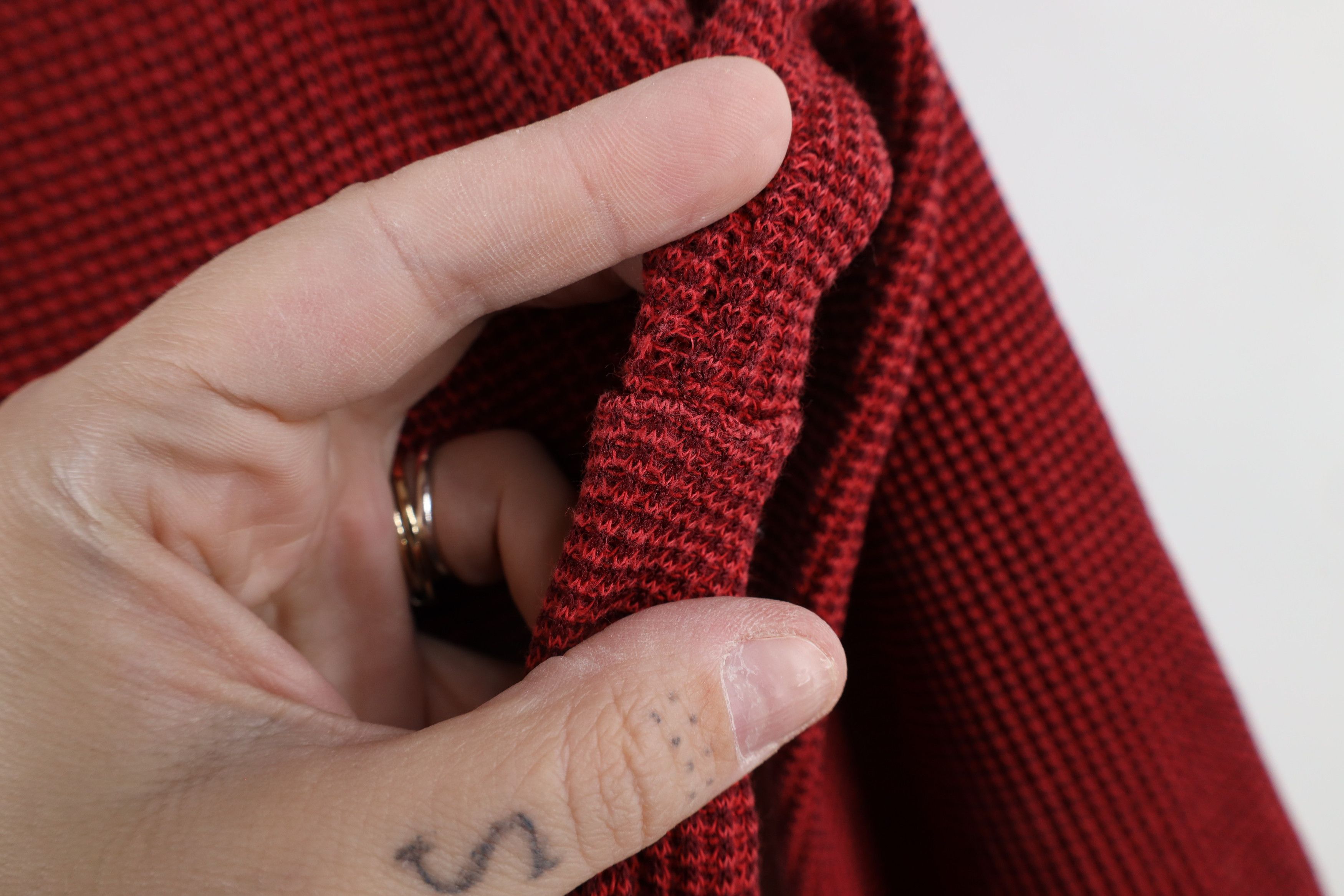Vintage Vintage 90s Streetwear Thermal Waffle Knit T-Shirt Red USA Size US M / EU 48-50 / 2 - 8 Thumbnail