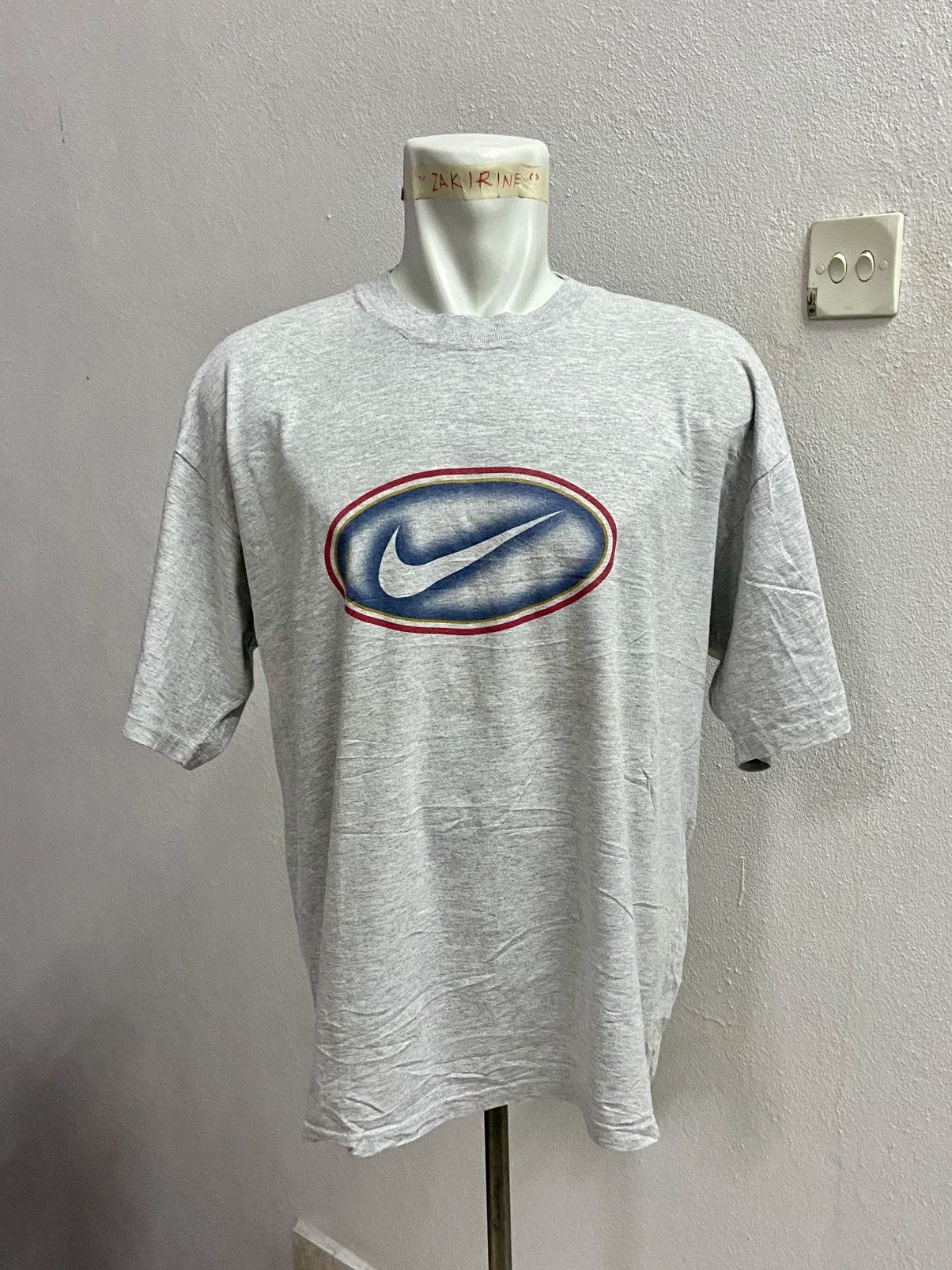 Nike Vintage 1990s Nike Air Uptempo graphic T-shirt. Size US L / EU 52-54 / 3 - 3 Thumbnail