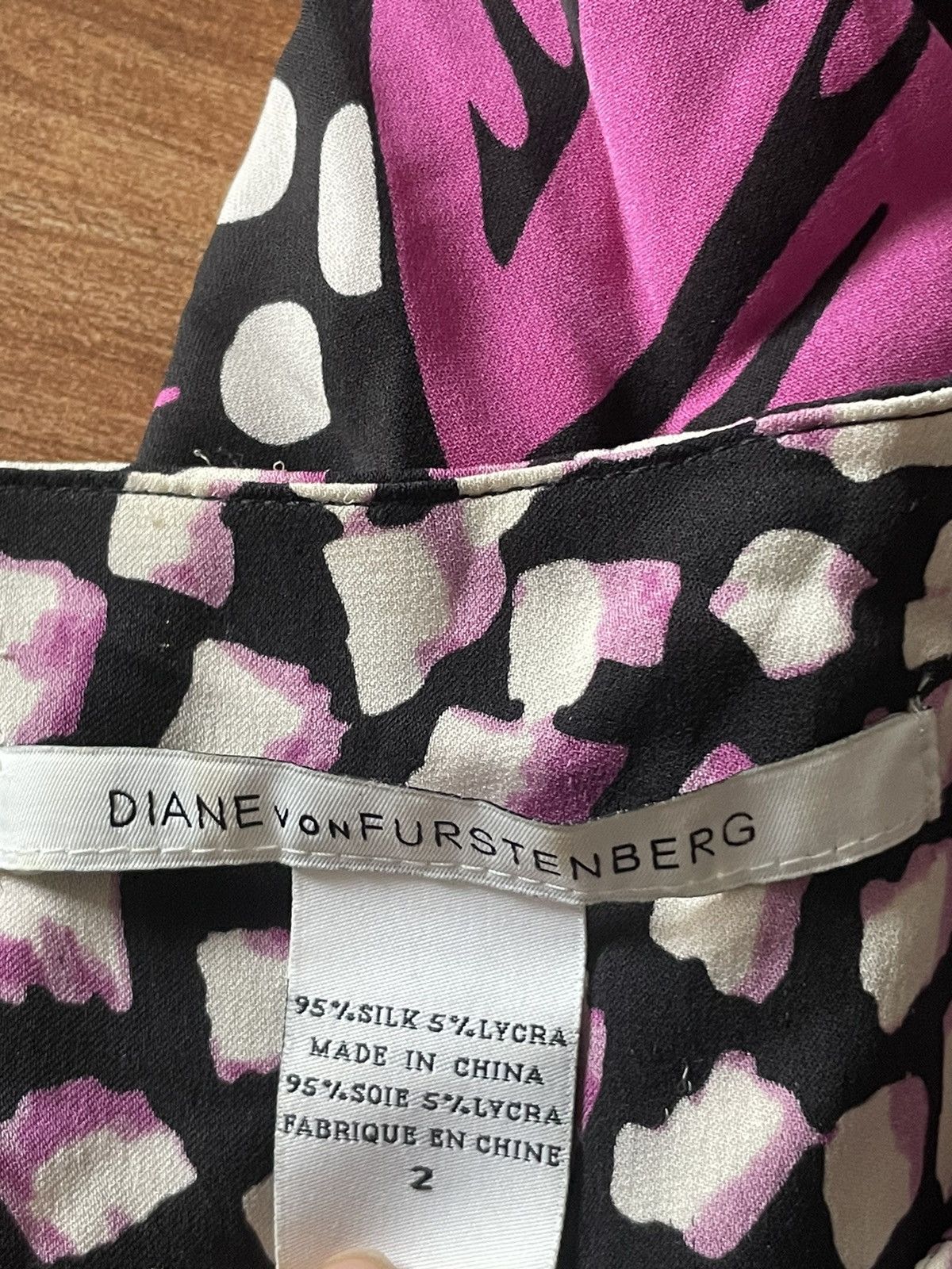 Diane von Furstenberg Diane von Furstenberg Floral Blouse Size M / US 6-8 / IT 42-44 - 4 Thumbnail