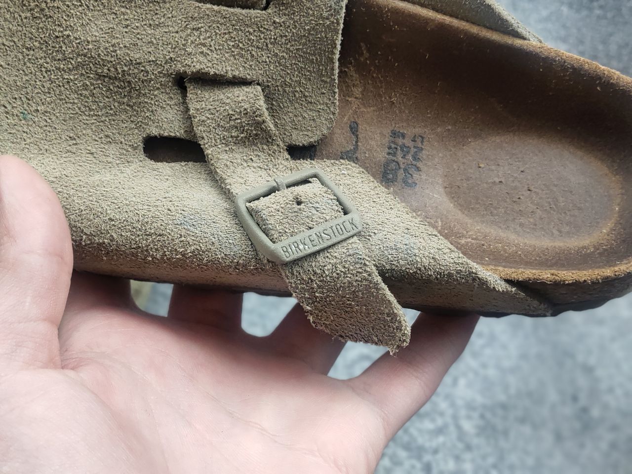 Birkenstock Vintage Birkenstock boston soft leather taupe sandal Shoes Size US 8 / IT 38 - 15 Thumbnail