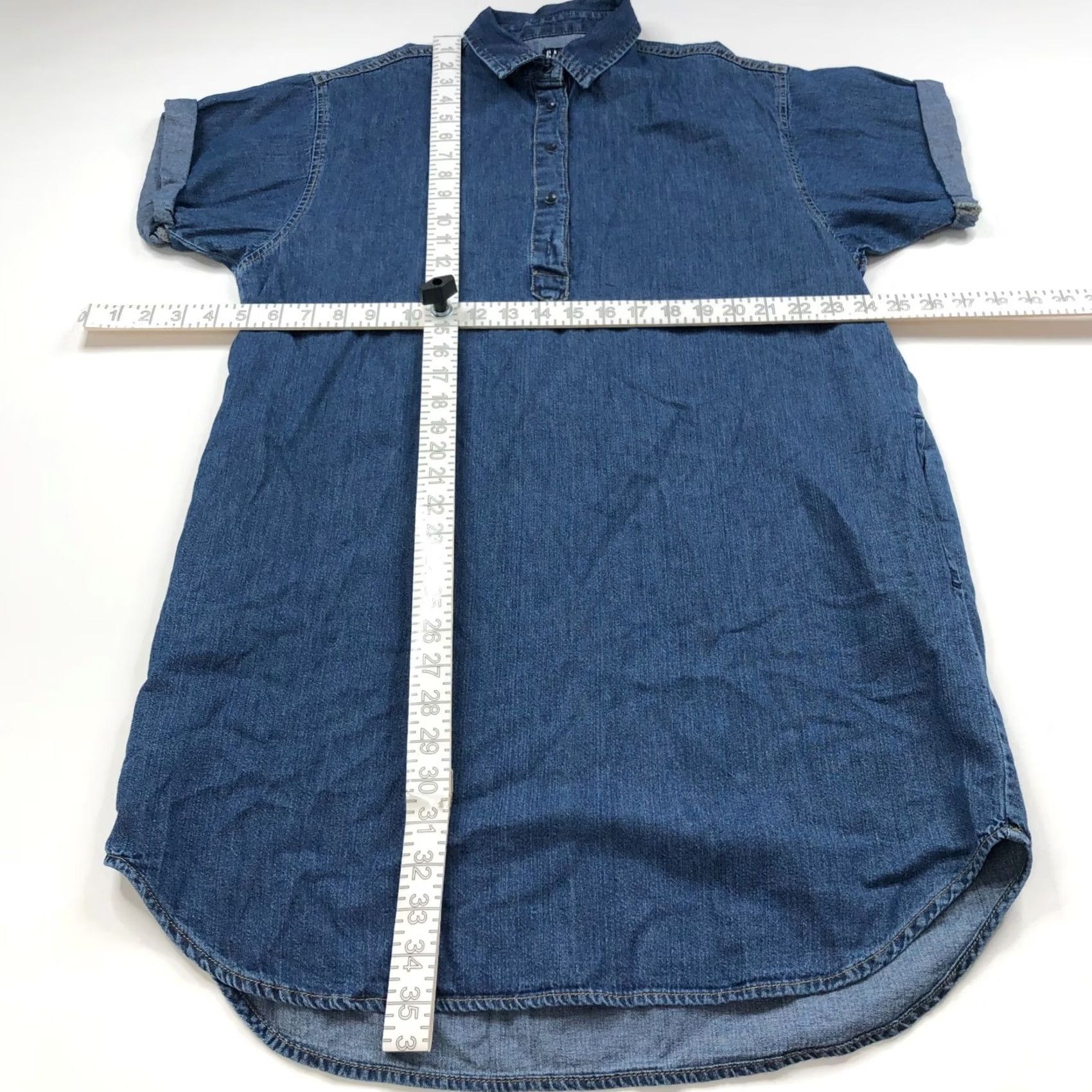 Gap Gap Denim Shirt Dress Women's Blue Short Sleeve Collared Above Knee Small Chambray Tunic Dress Model 100% Cotton Regular Size S Size S / US 4 / IT 40 - 3 Thumbnail