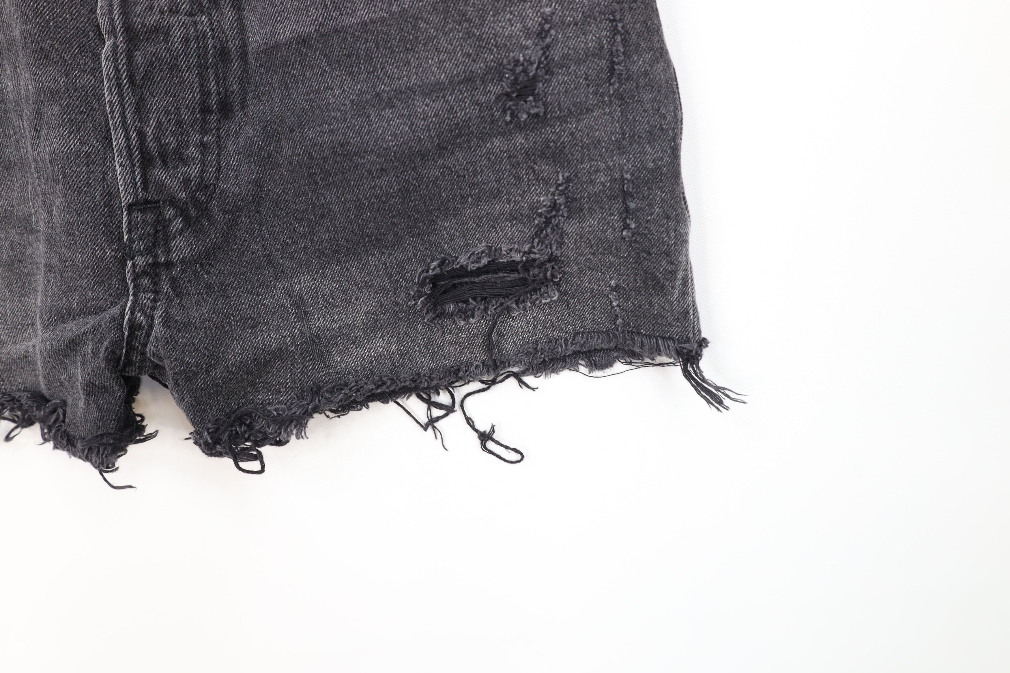 Levi's Vintage Y2K Levis 501xx Fly Cut Off Denim Jean Shorts Black Size 28" / US 6 / IT 42 - 4 Thumbnail