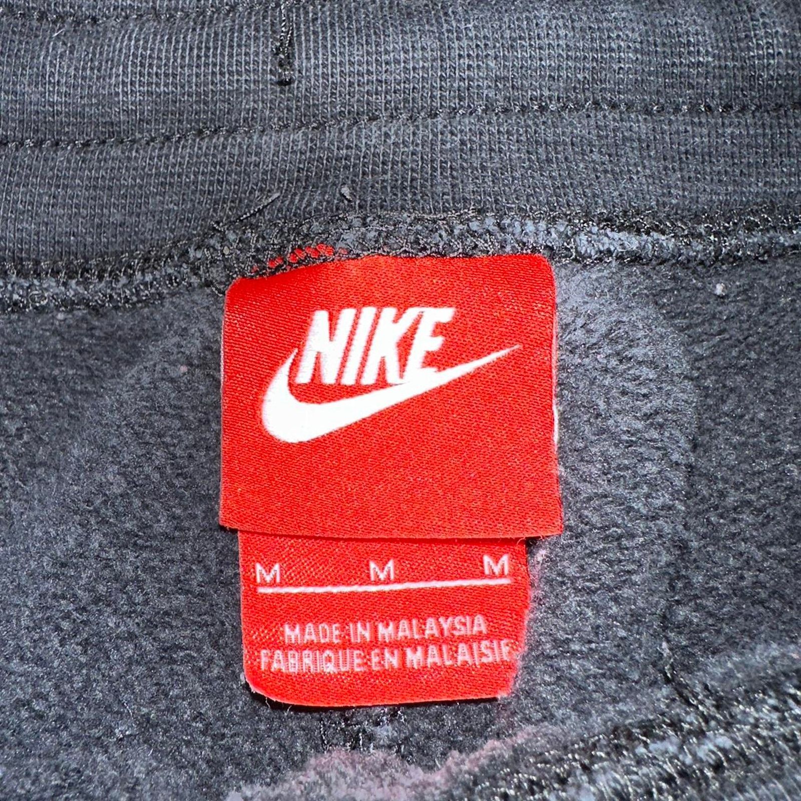 Nike Vintage Nike Sweatpants Paint Splattered size M Size US 30 / EU 46 - 2 Thumbnail