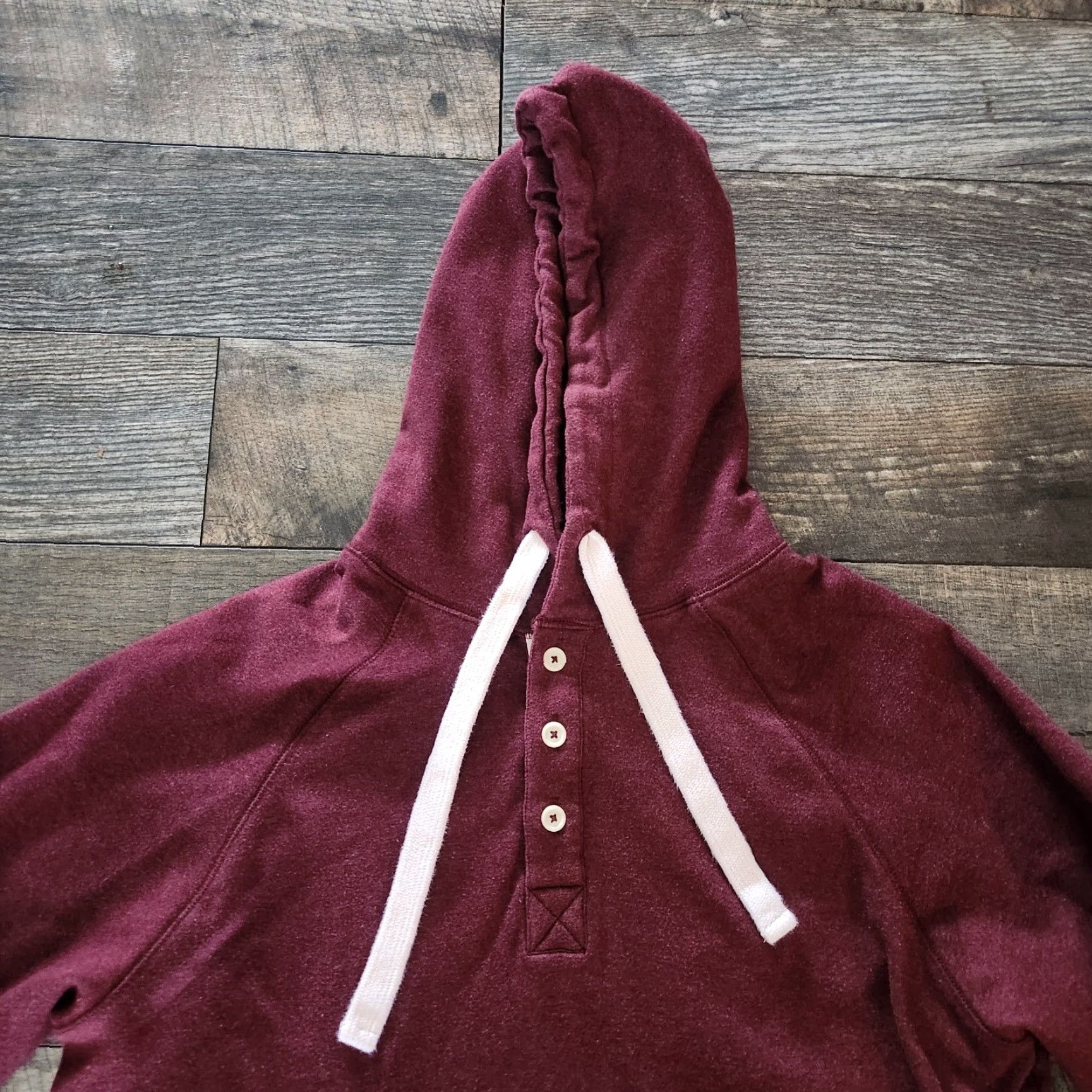 Vintage Normal Brand Henley Hoodie Mens Large Burgundy Red Shirt Hoodie Pullover Pockets Long Sleeve Regular Fit Cotton Polyester Spandex Mens - Size US L / EU 52-54 / 3 - 5 Thumbnail