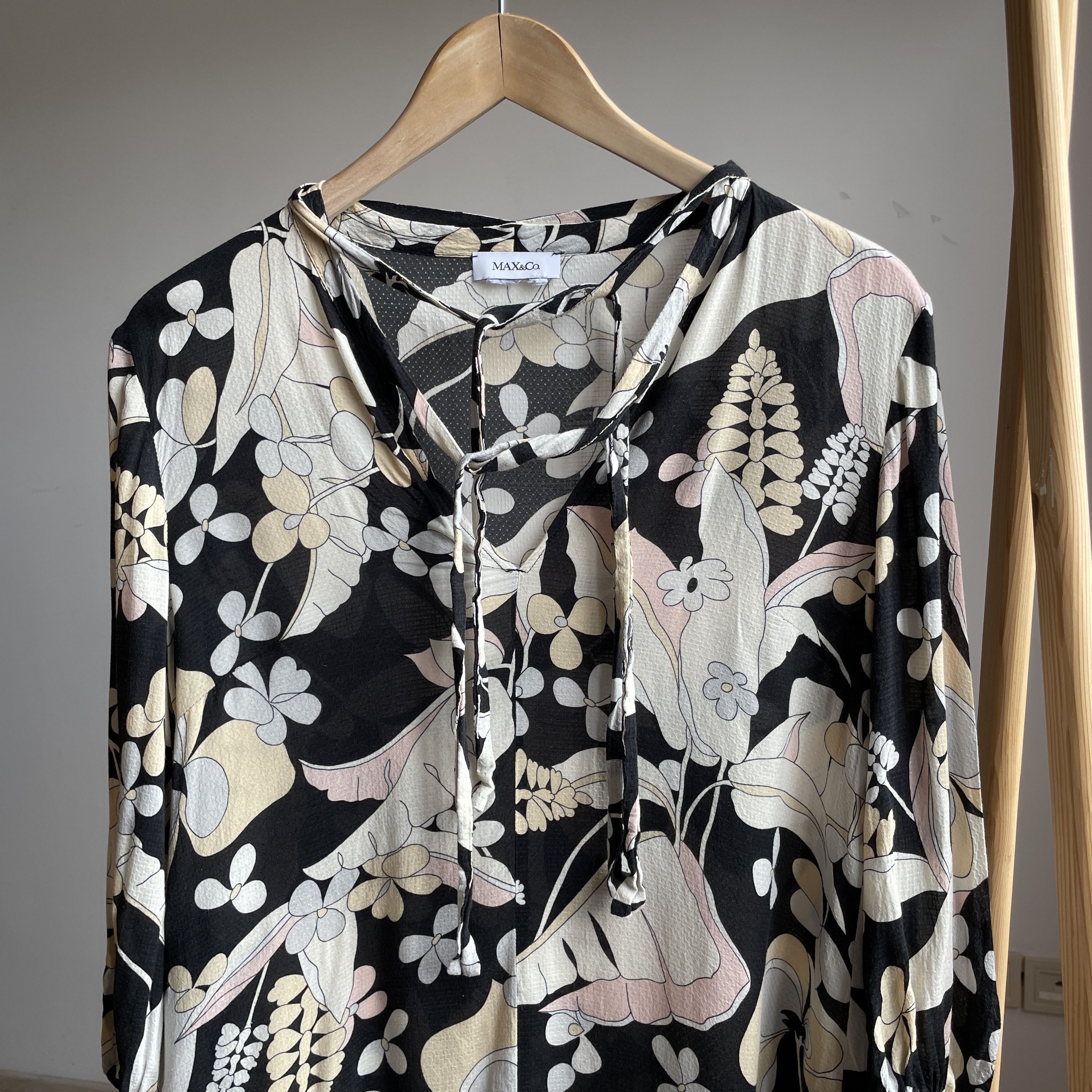 MAX&Co. × Max Mara Max & Co. Max Mara Floral 3/4 Sleeve Silk Blouse Size M Size M / US 6-8 / IT 42-44 - 3 Thumbnail