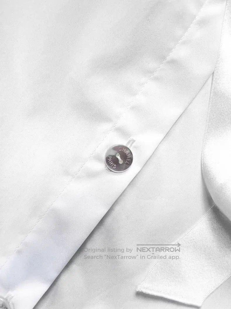Chanel Chanel 25C white lapel bow tie long-sleeved shirt Size XS / US 0-2 / IT 36-38 - 4 Thumbnail