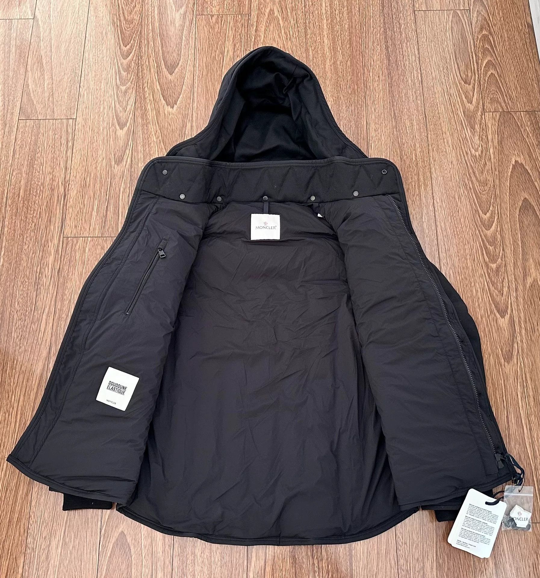 Moncler Moncler Monch Giubbotto Jacket Size US L / EU 52-54 / 3 - 3 Thumbnail