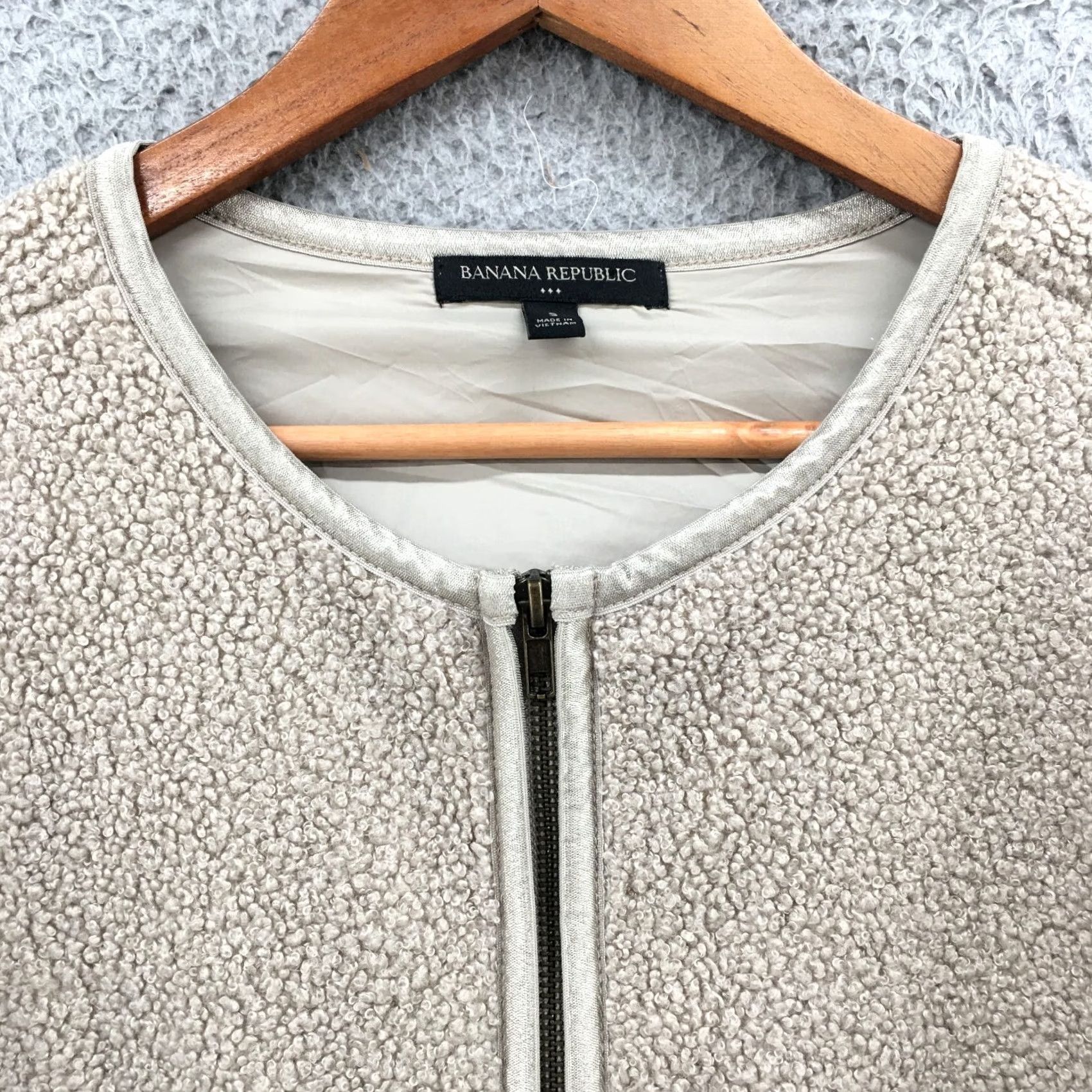 Banana Republic Banana Republic Fuzzy Zip Up Jacket Womens S Beige Long Sleeve Pockets Crew Neck - Casual, Workwear Size S / US 4 / IT 40 - 3 Thumbnail
